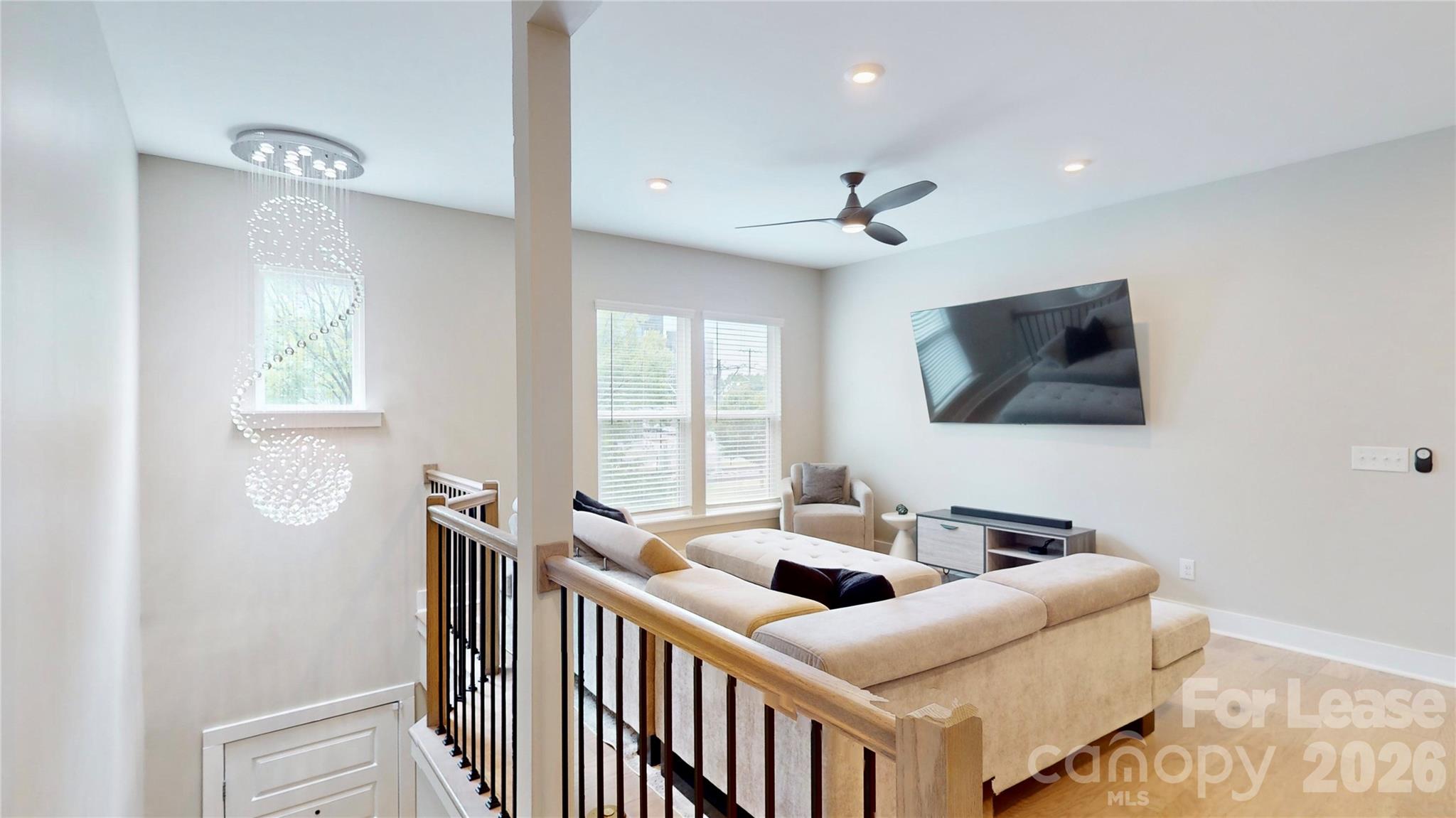 3804 Sky Haven Drive Property Photo 4