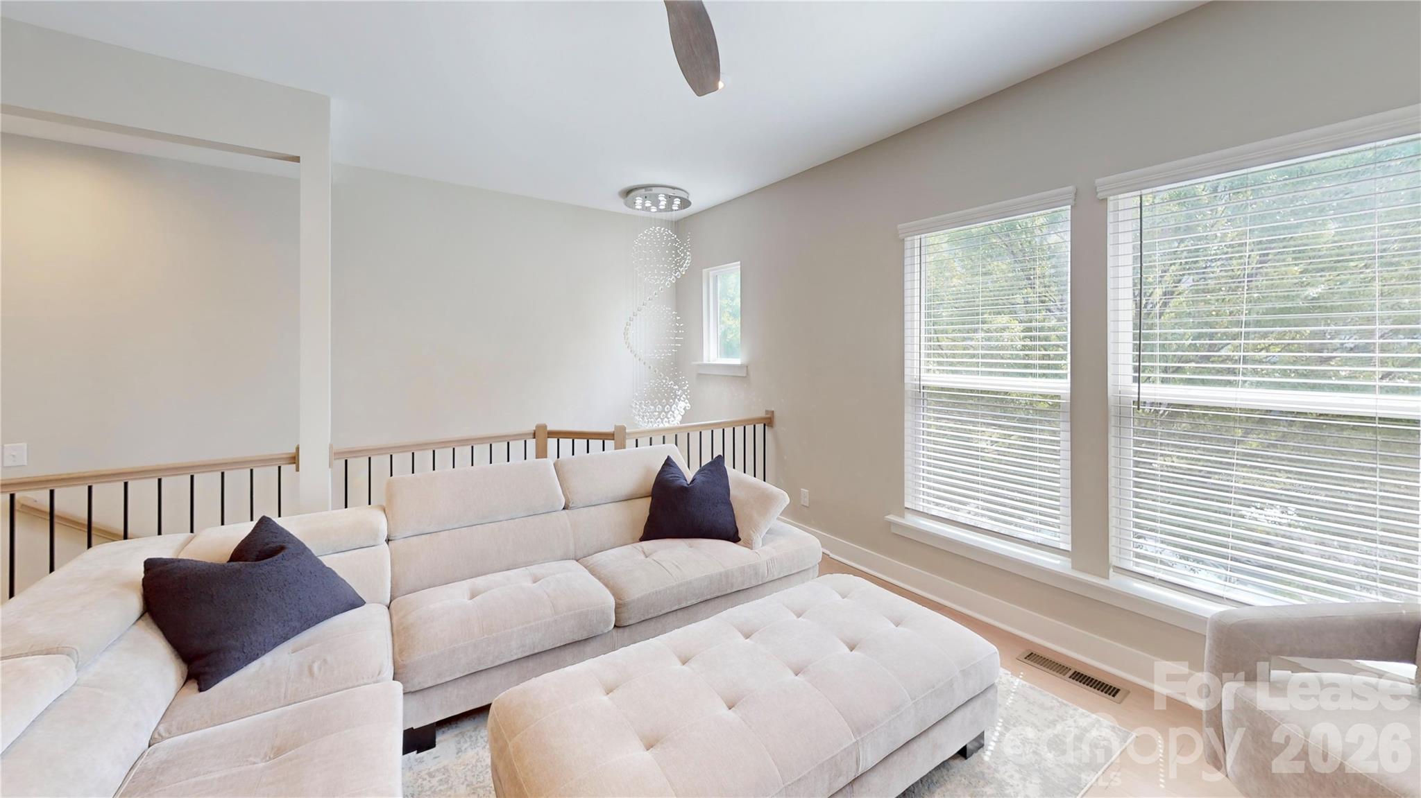 3804 Sky Haven Drive Property Photo 8