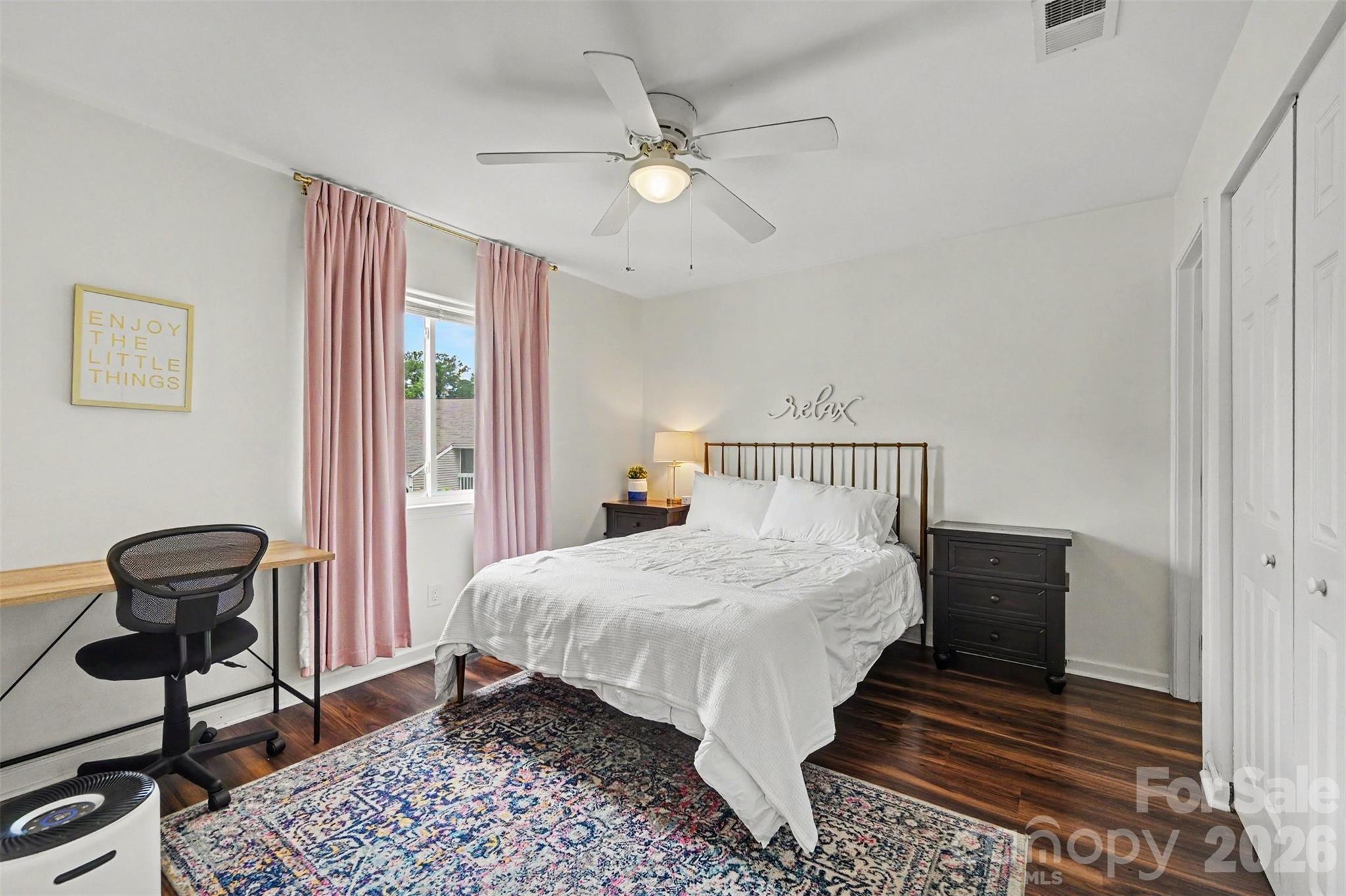 1654 Eagles Place Property Photo 11