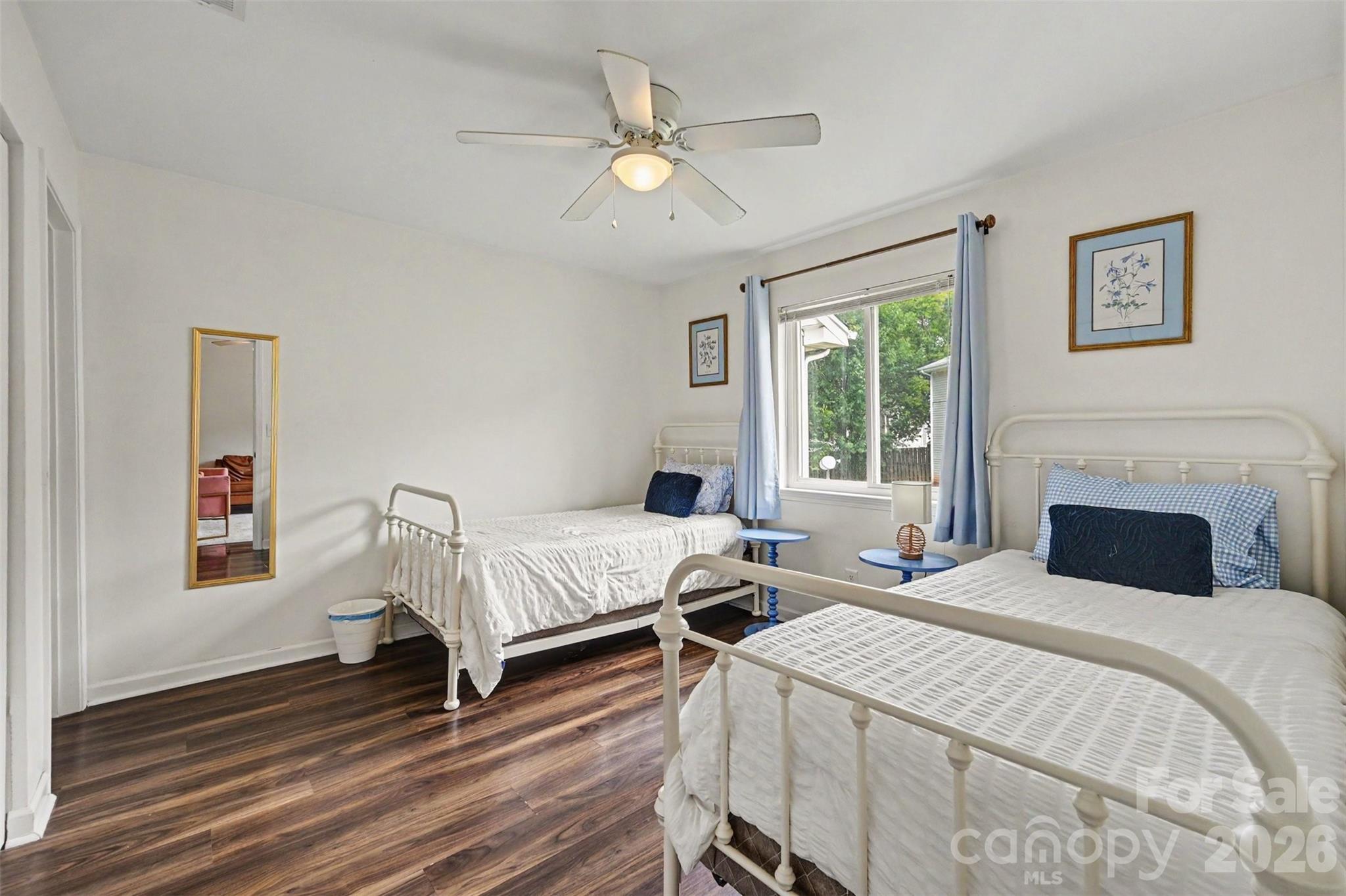 1654 Eagles Place Property Photo 14