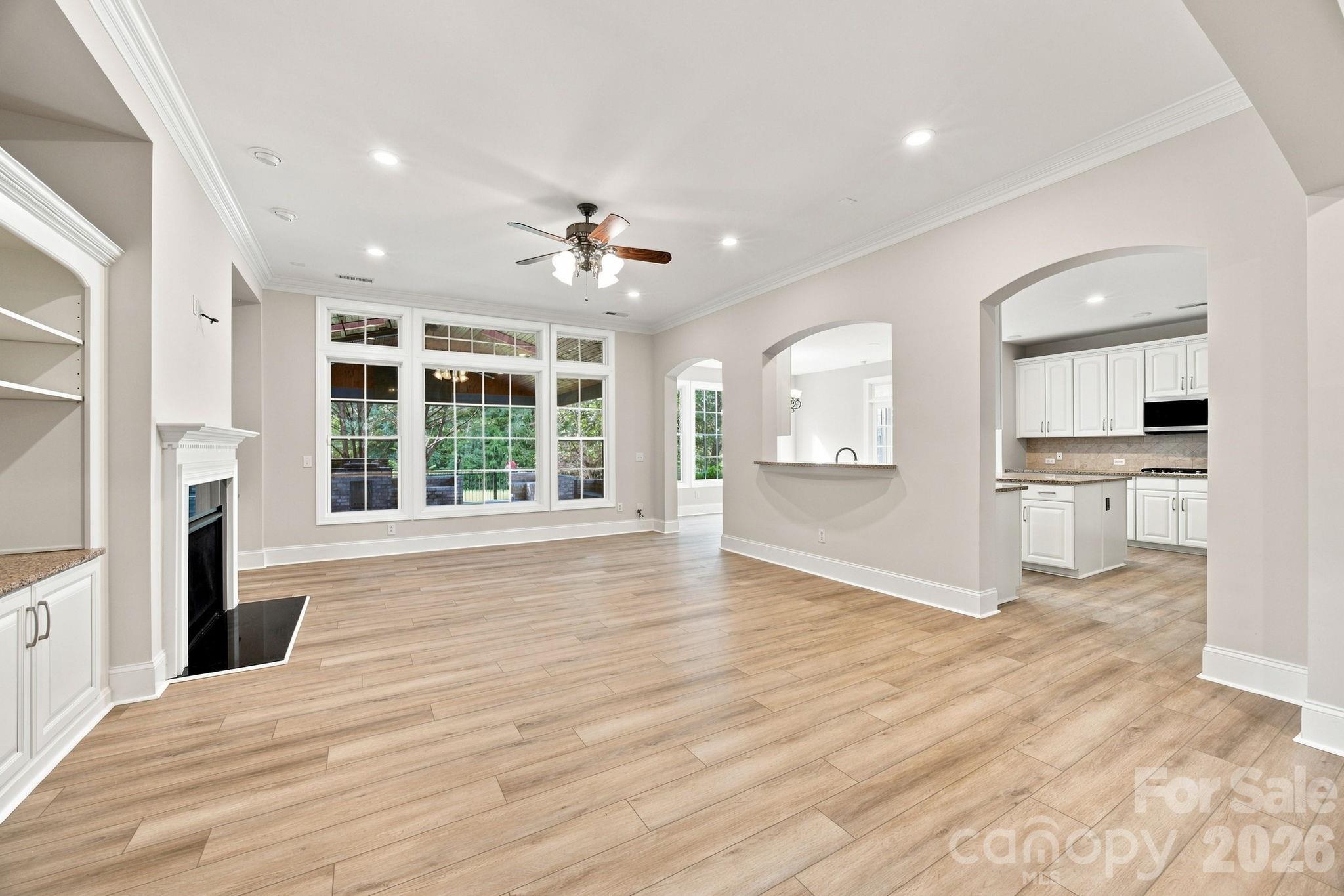 6812 S Creek Road Property Photo 16