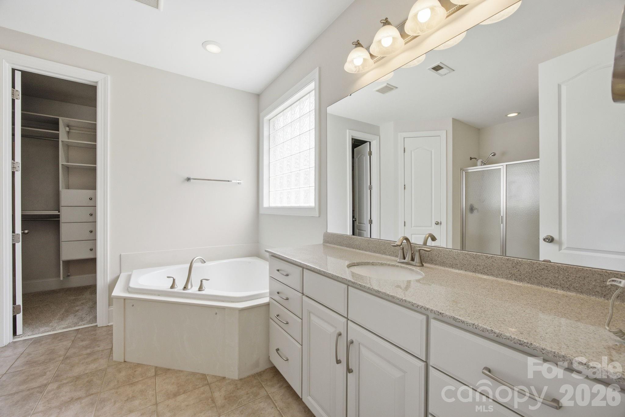 6812 S Creek Road Property Photo 26
