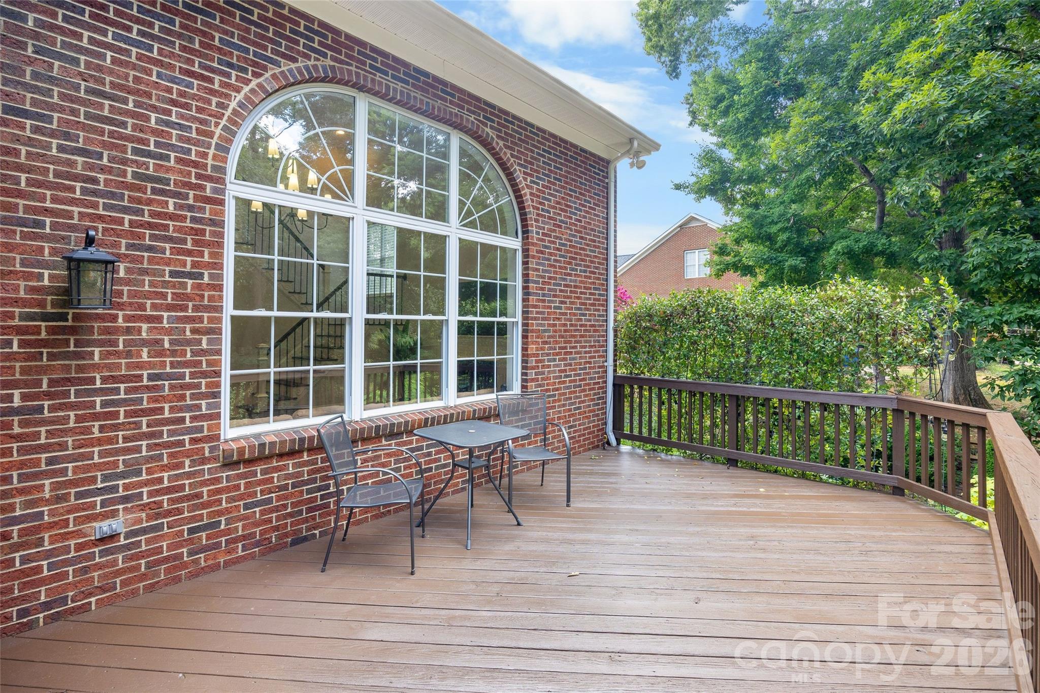 1607 Crestgate Drive Property Photo 24