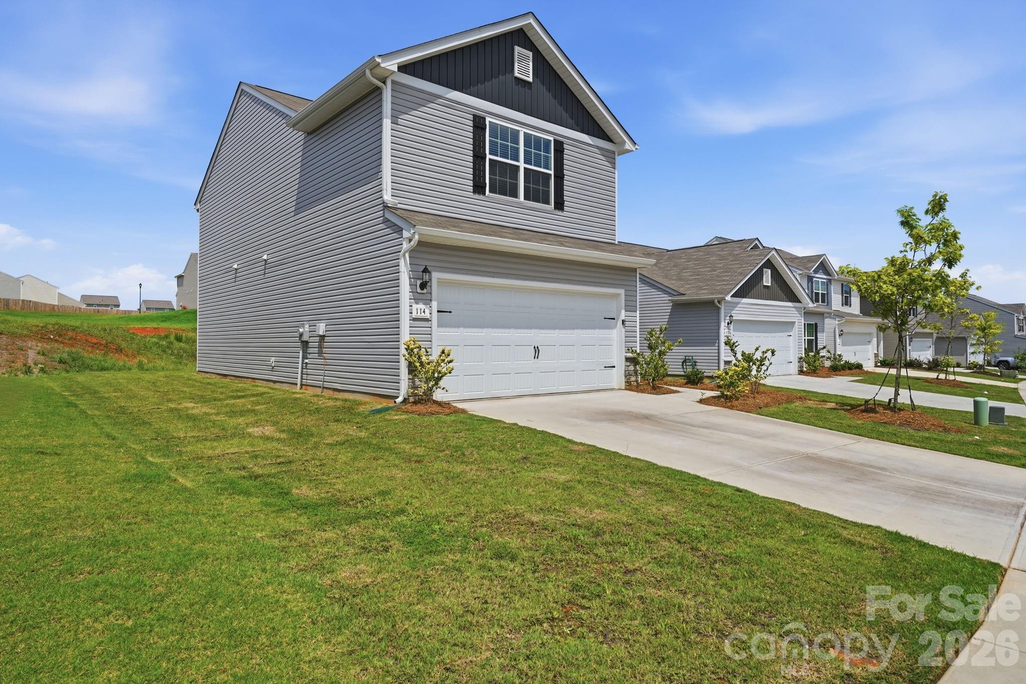 114 Lightning Drive Property Photo 2