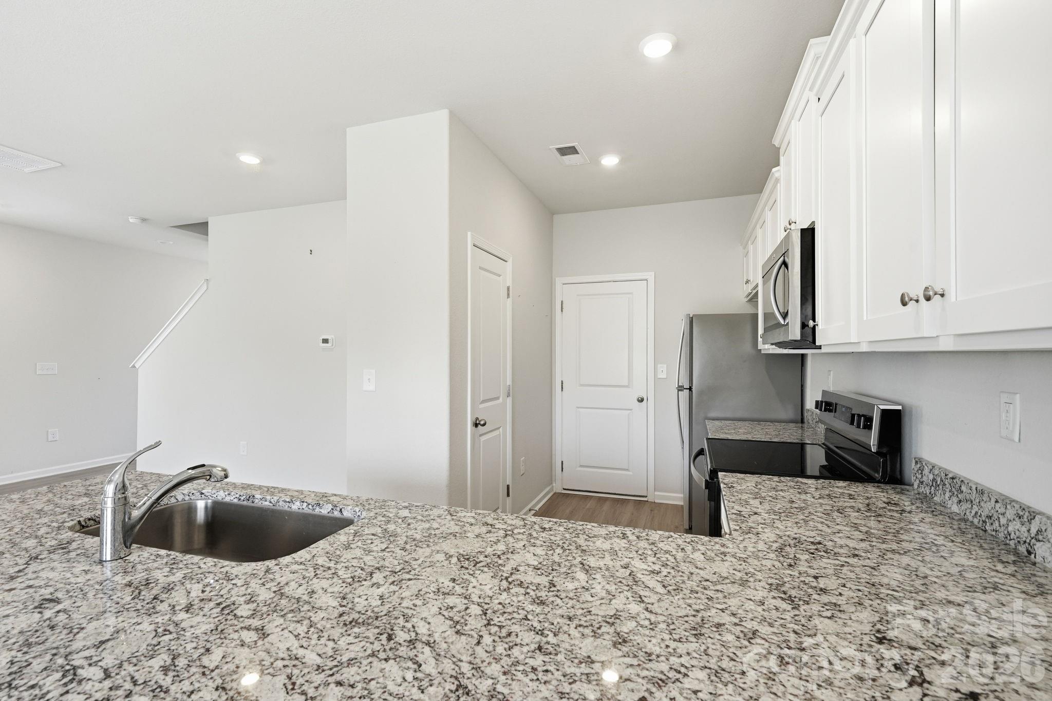 114 Lightning Drive Property Photo 11