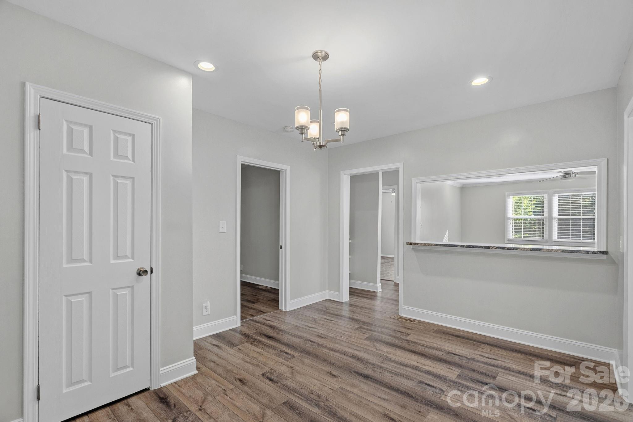 2561 Lumina Avenue Property Photo 14