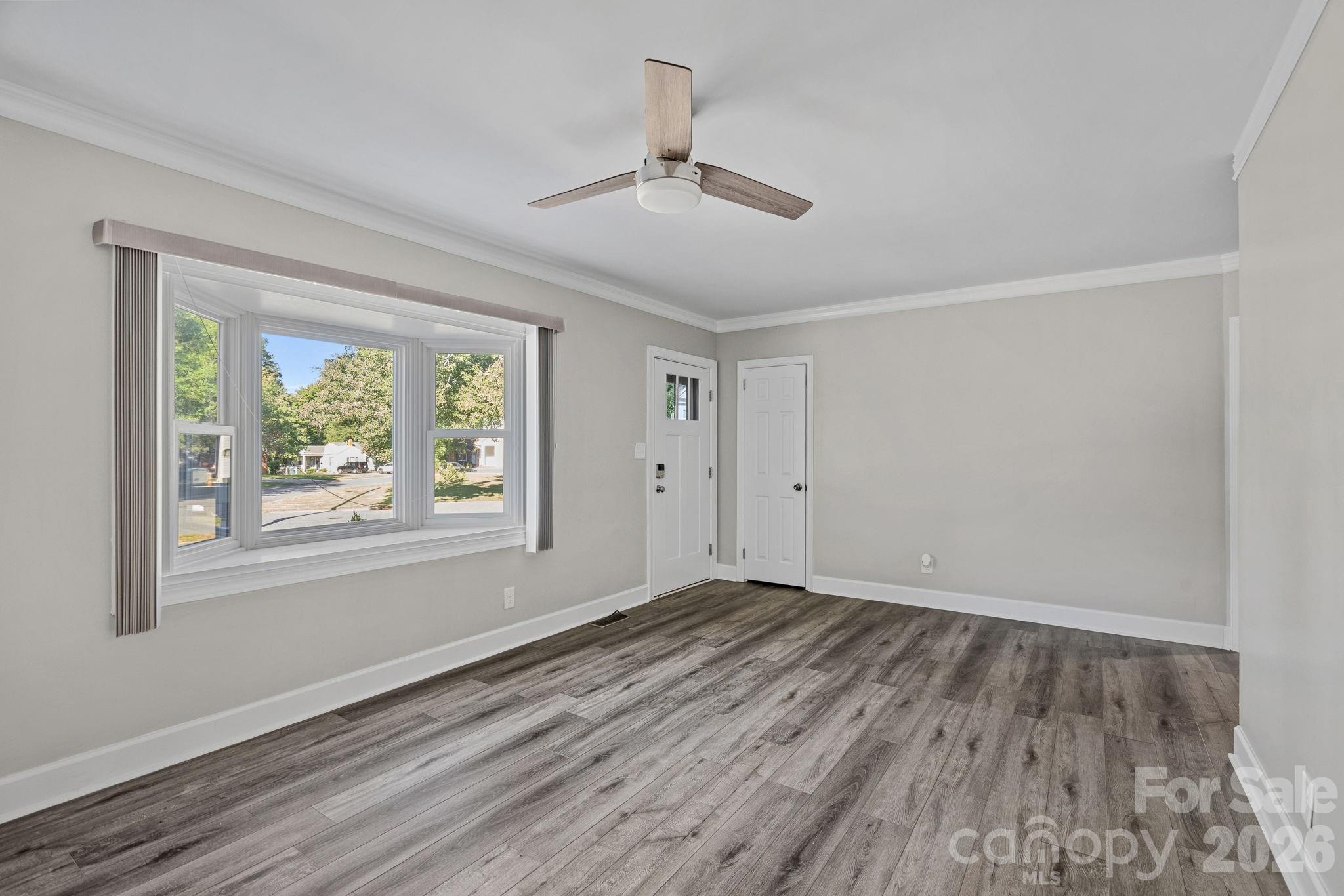 2561 Lumina Avenue Property Photo 17