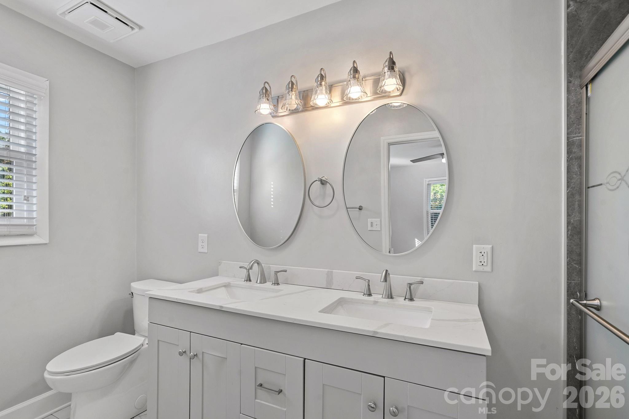 2561 Lumina Avenue Property Photo 19