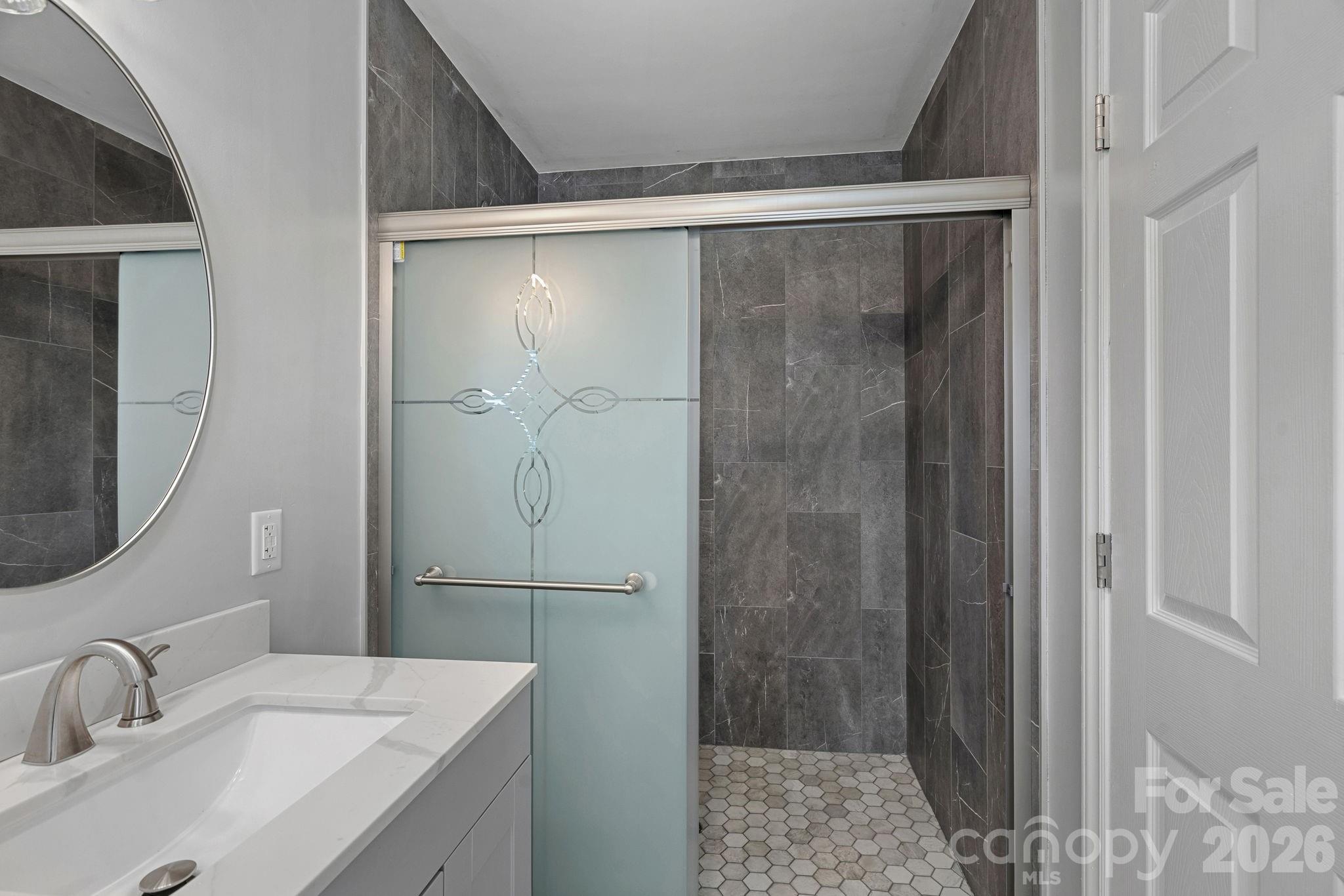 2561 Lumina Avenue Property Photo 20