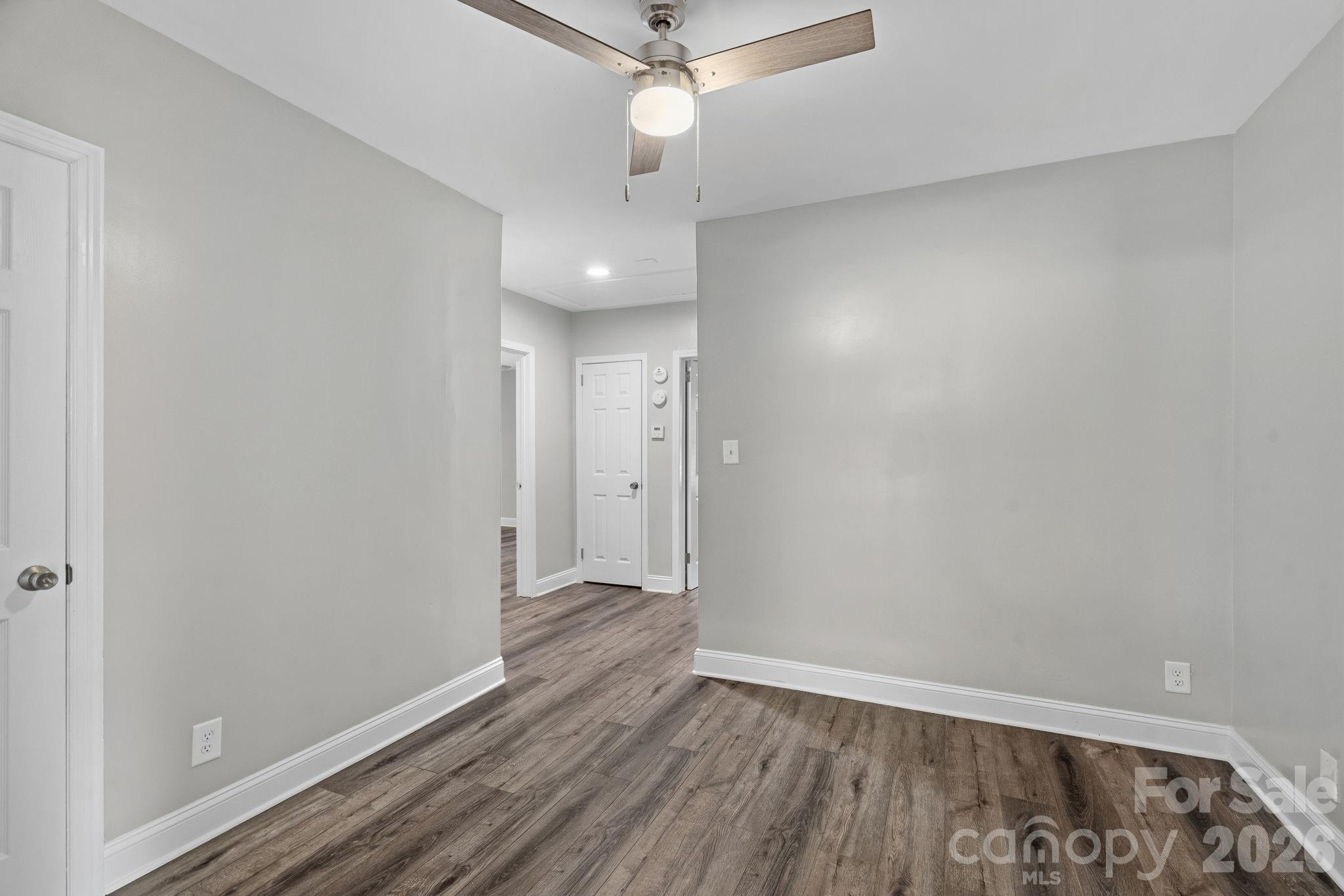 2561 Lumina Avenue Property Photo 29