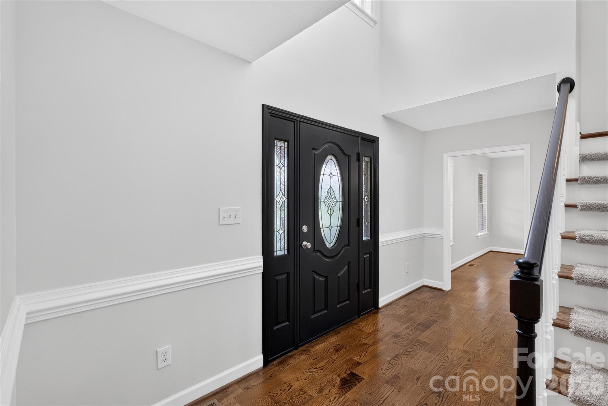 1510 S Green River Road Property Photo 6
