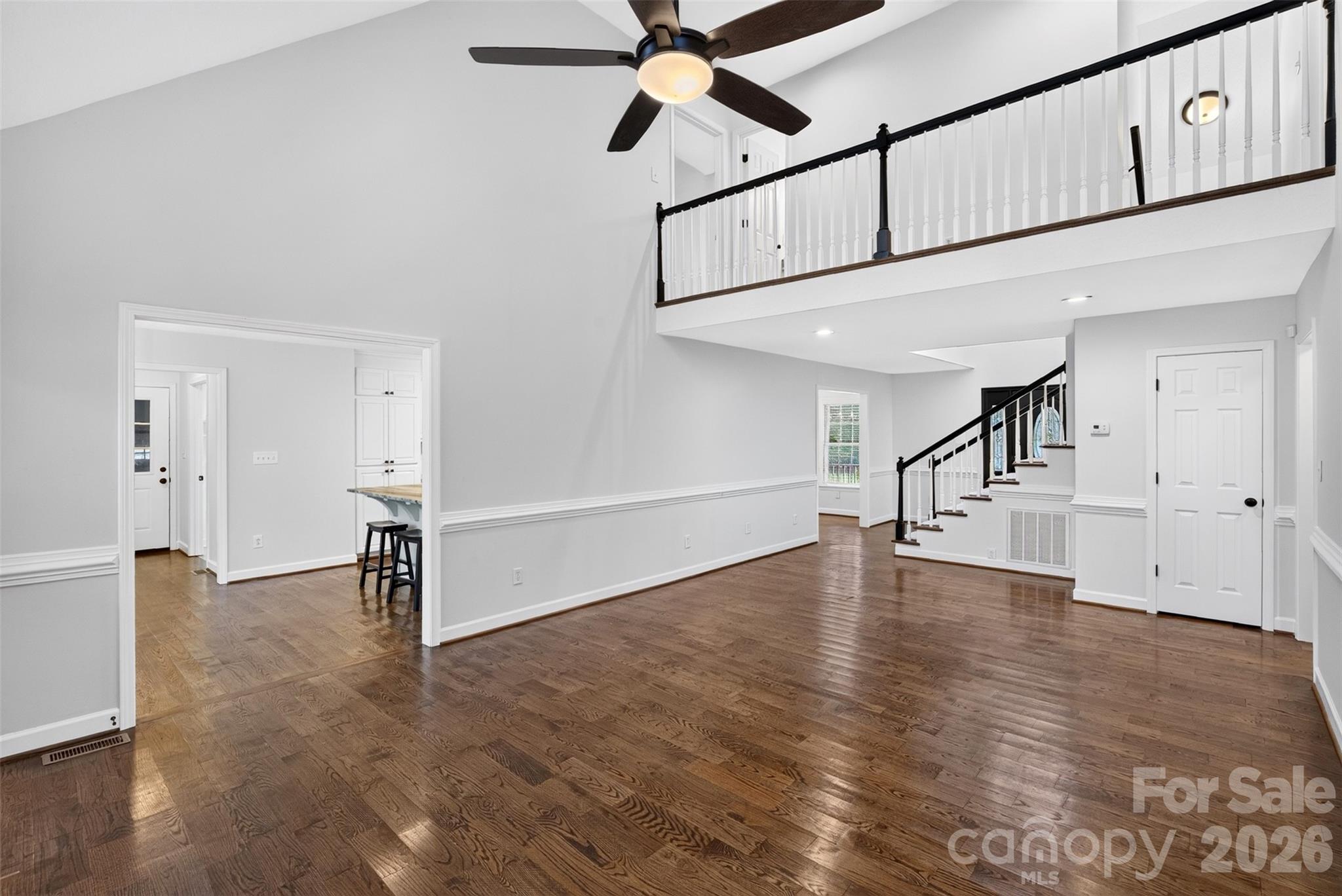 1510 S Green River Road Property Photo 8
