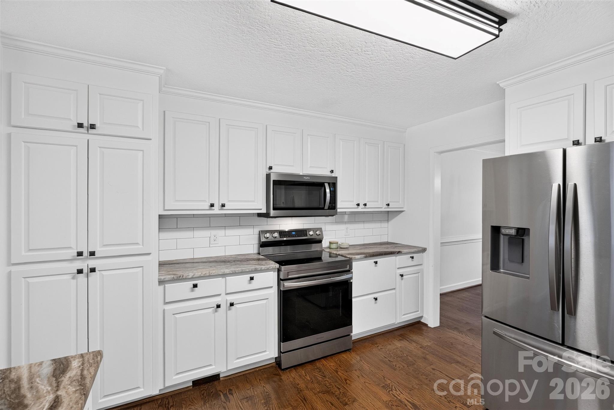 1510 S Green River Road Property Photo 12