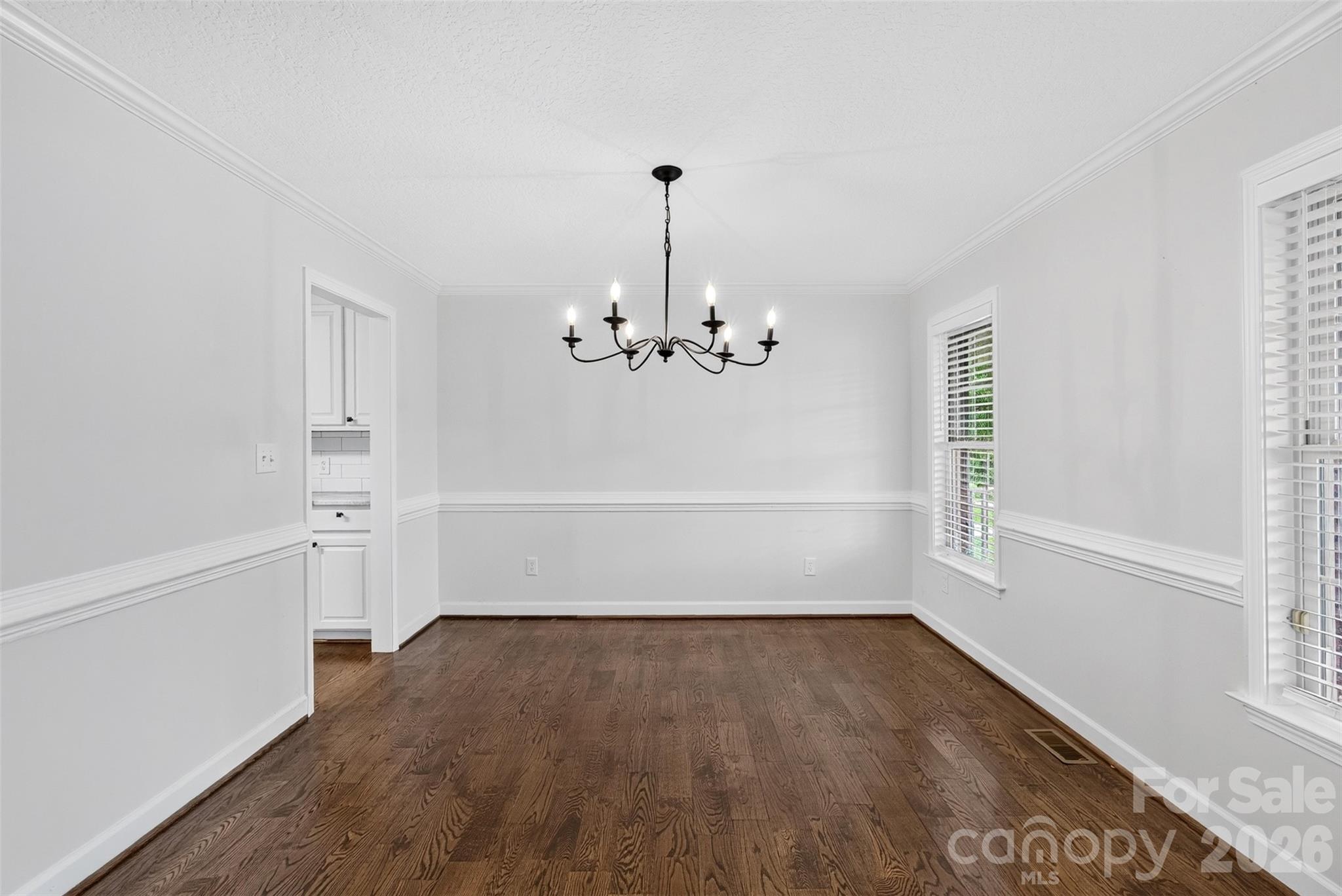1510 S Green River Road Property Photo 15