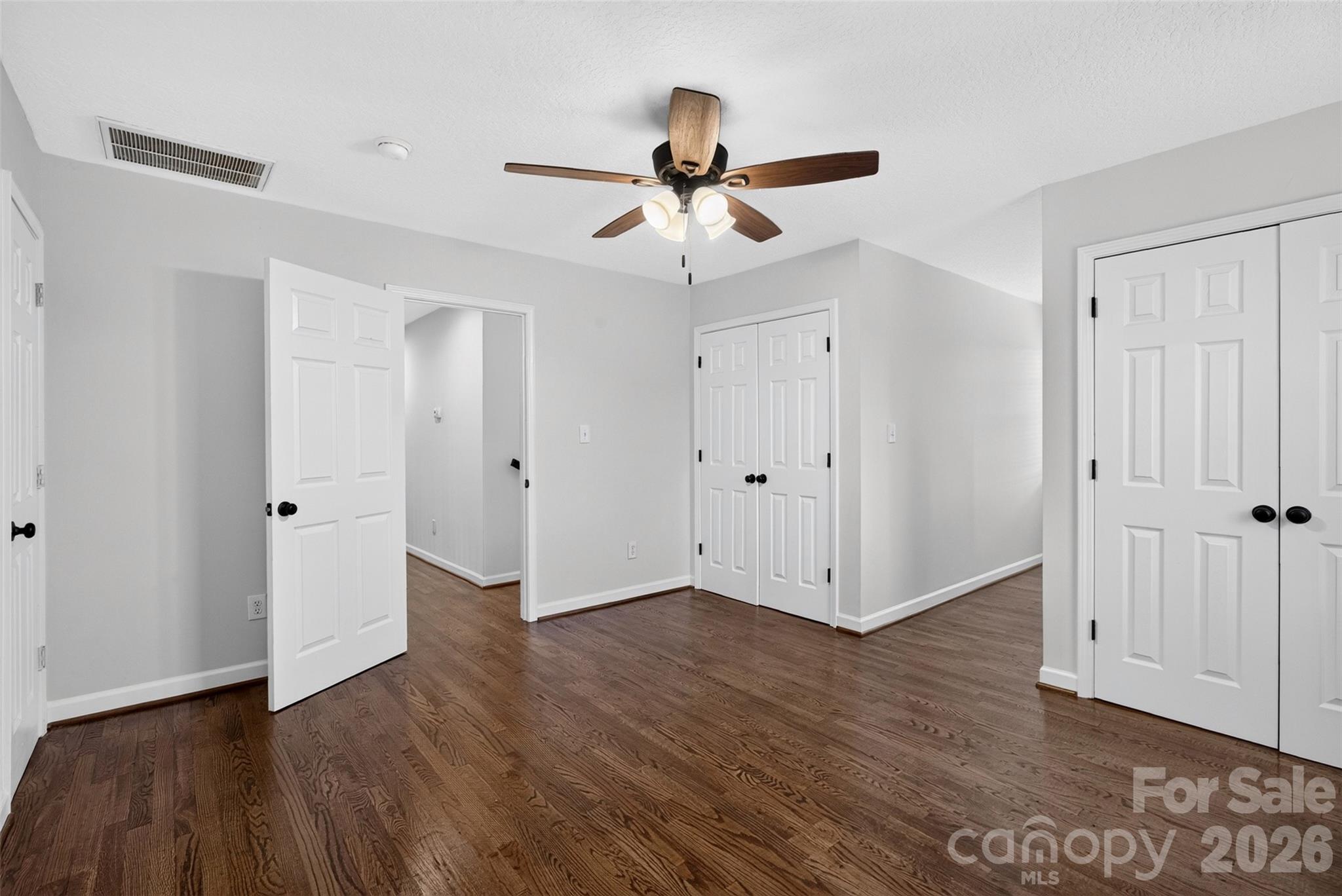 1510 S Green River Road Property Photo 24