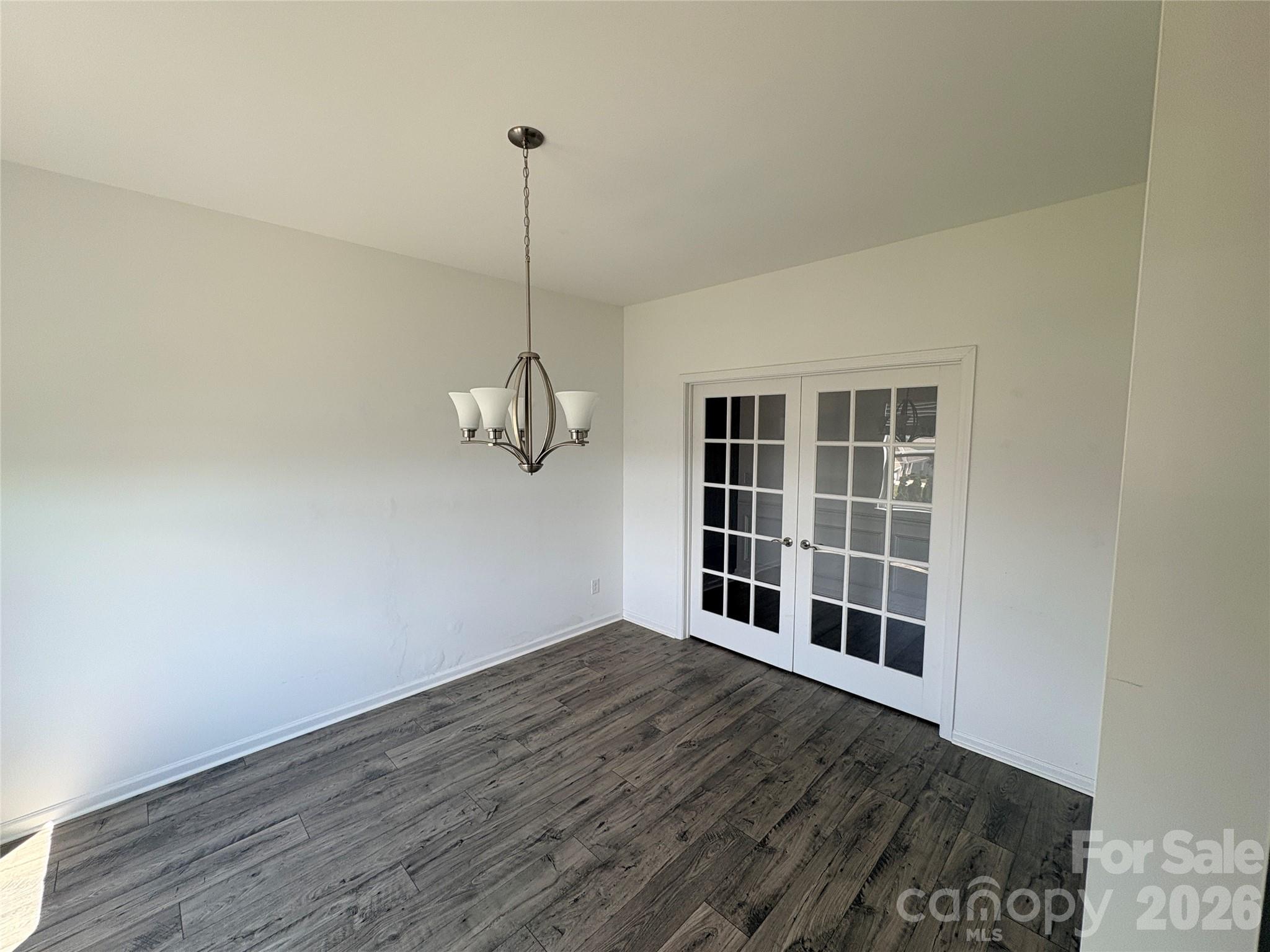 5239 Admirals Landing Property Photo 5