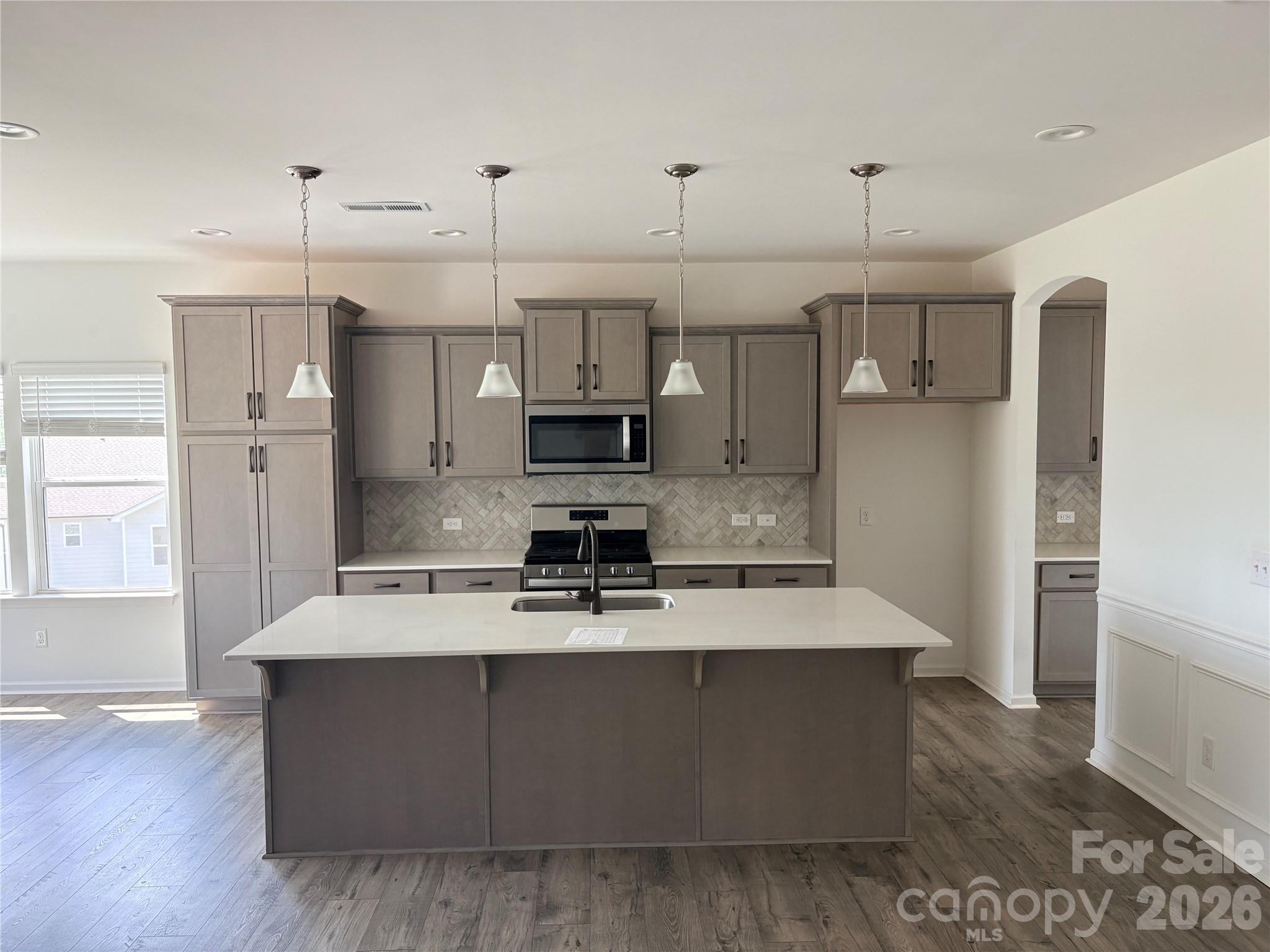 5239 Admirals Landing Property Photo 8
