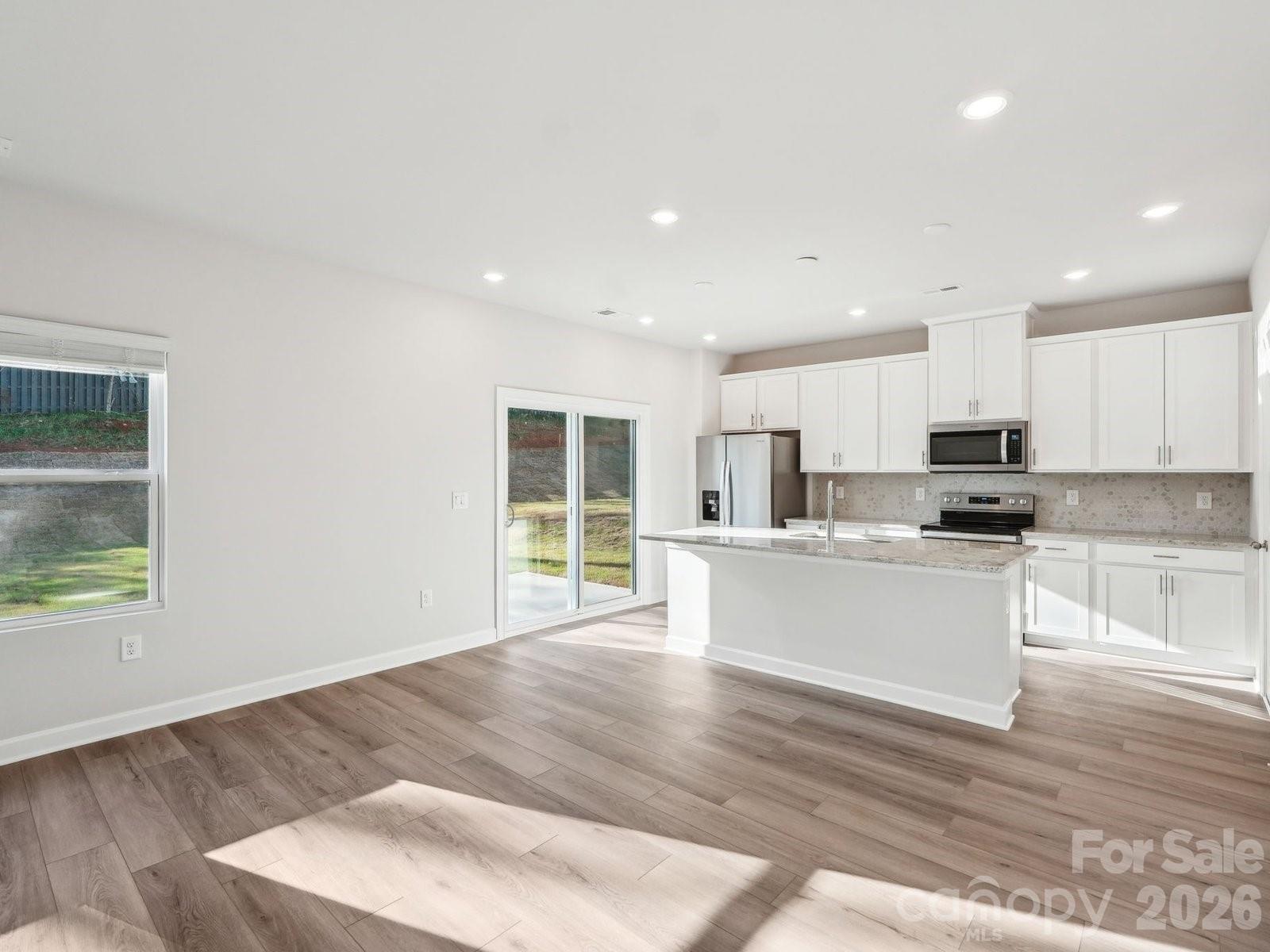 3073 14th Avenue Property Photo 5