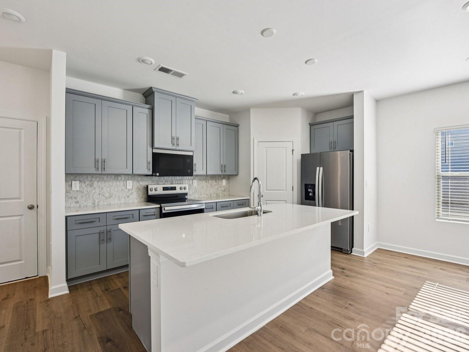 4316 Tintagel Lane Property Photo 2