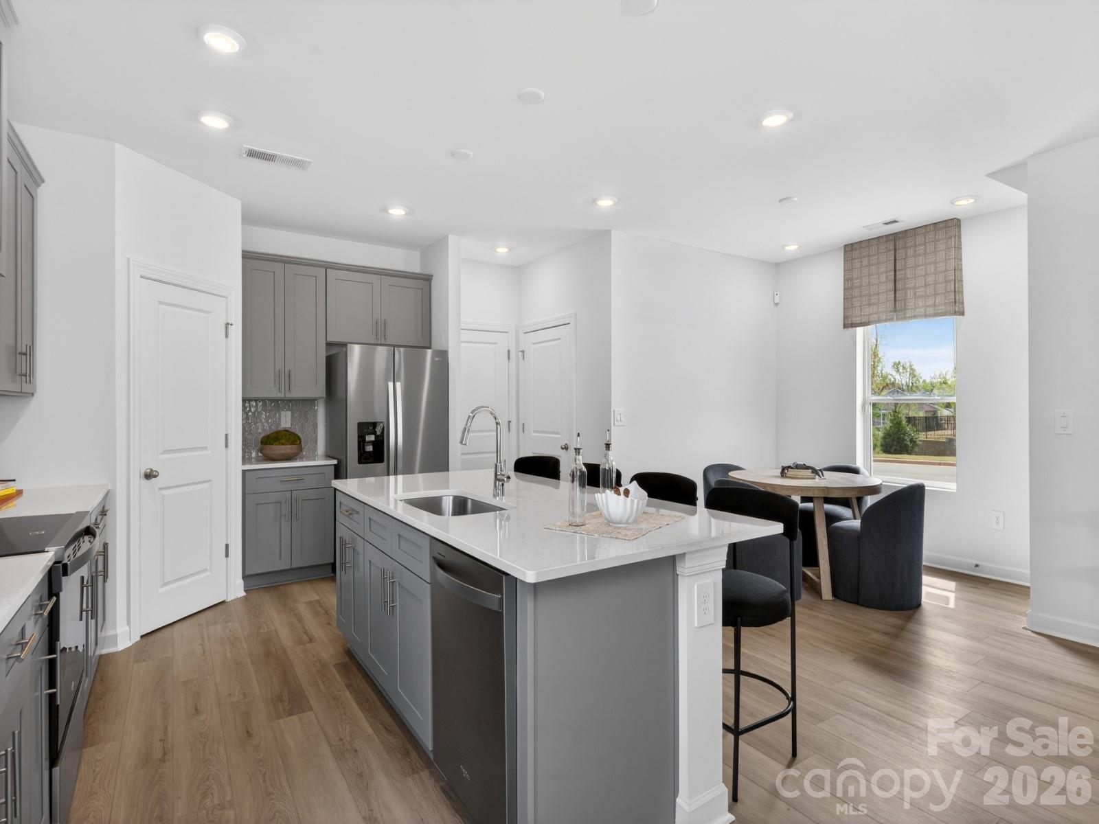 4310 Tintagel Lane Property Photo 4
