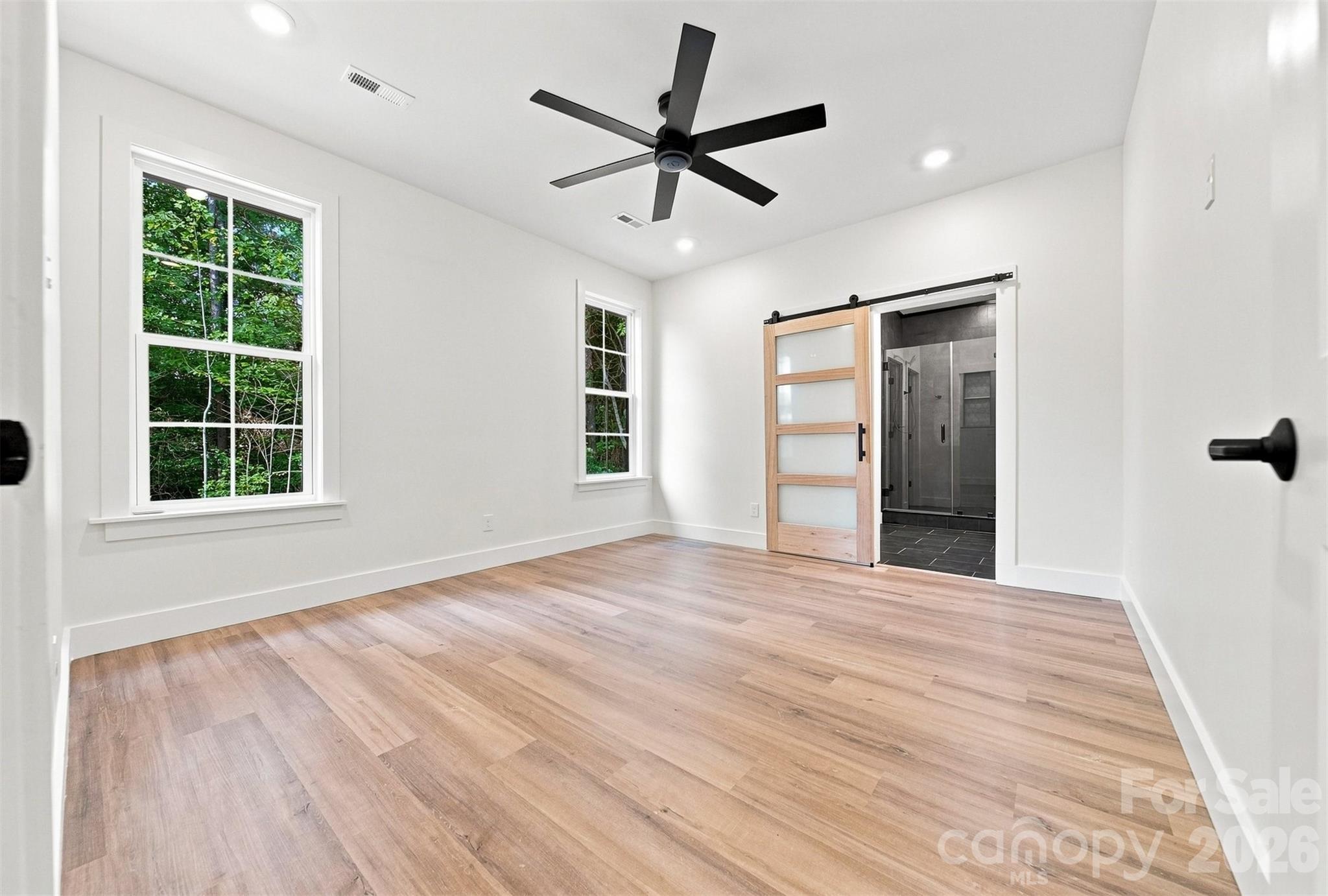 1035 Hawksbill Drive Property Photo 11