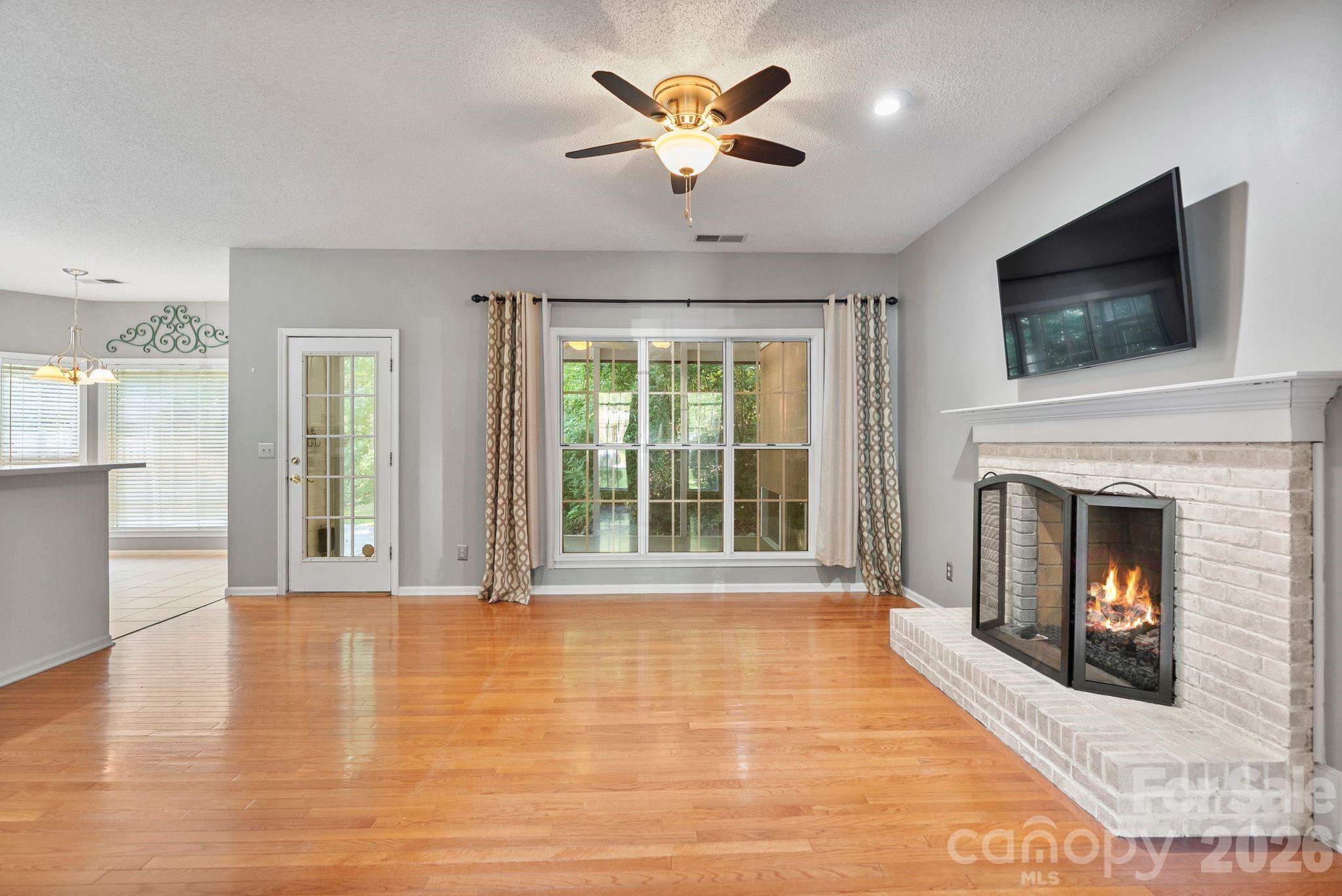 2040 Swaim Drive Property Photo 14