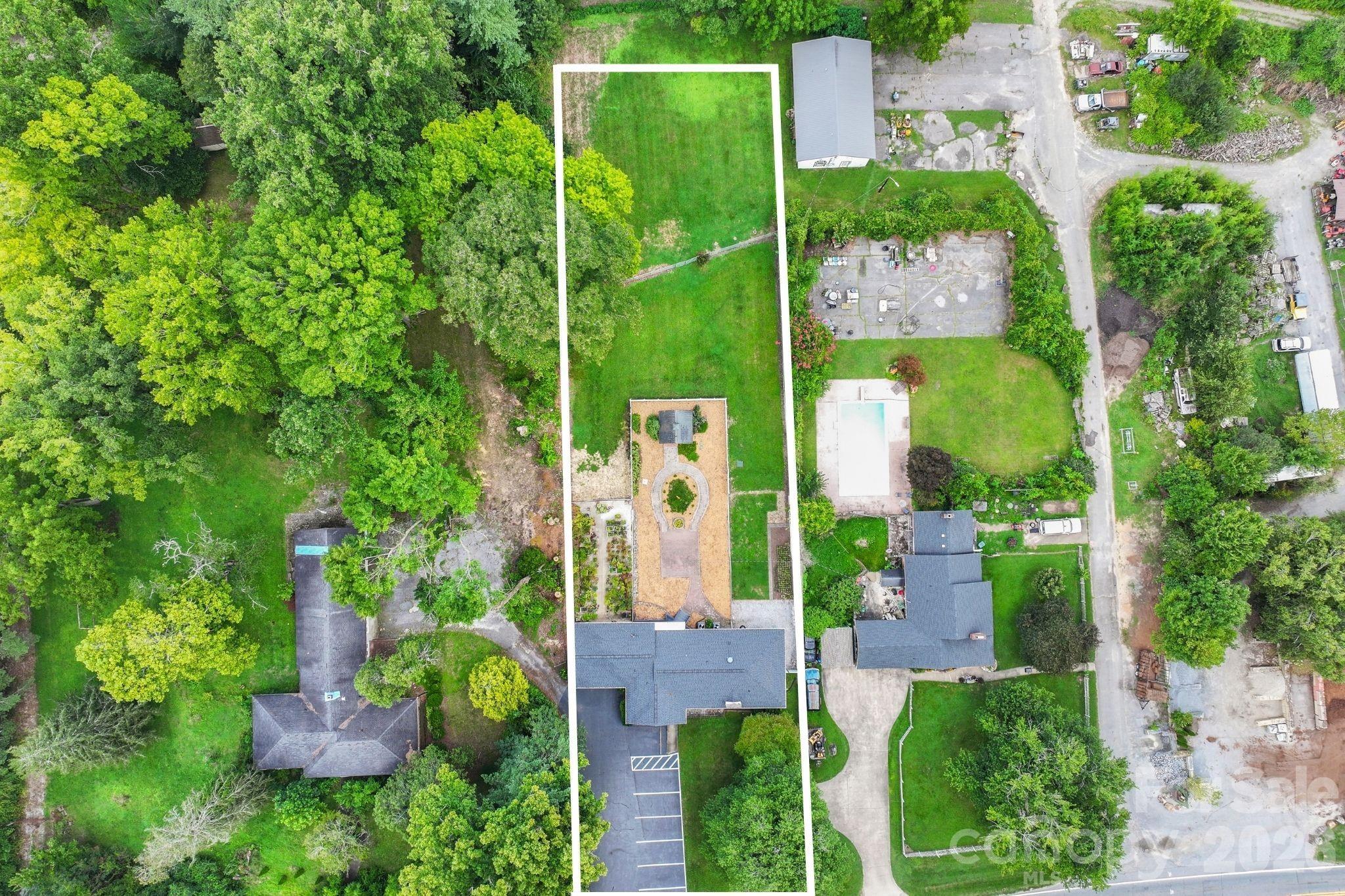 4295 Brevard Road Property Photo 2