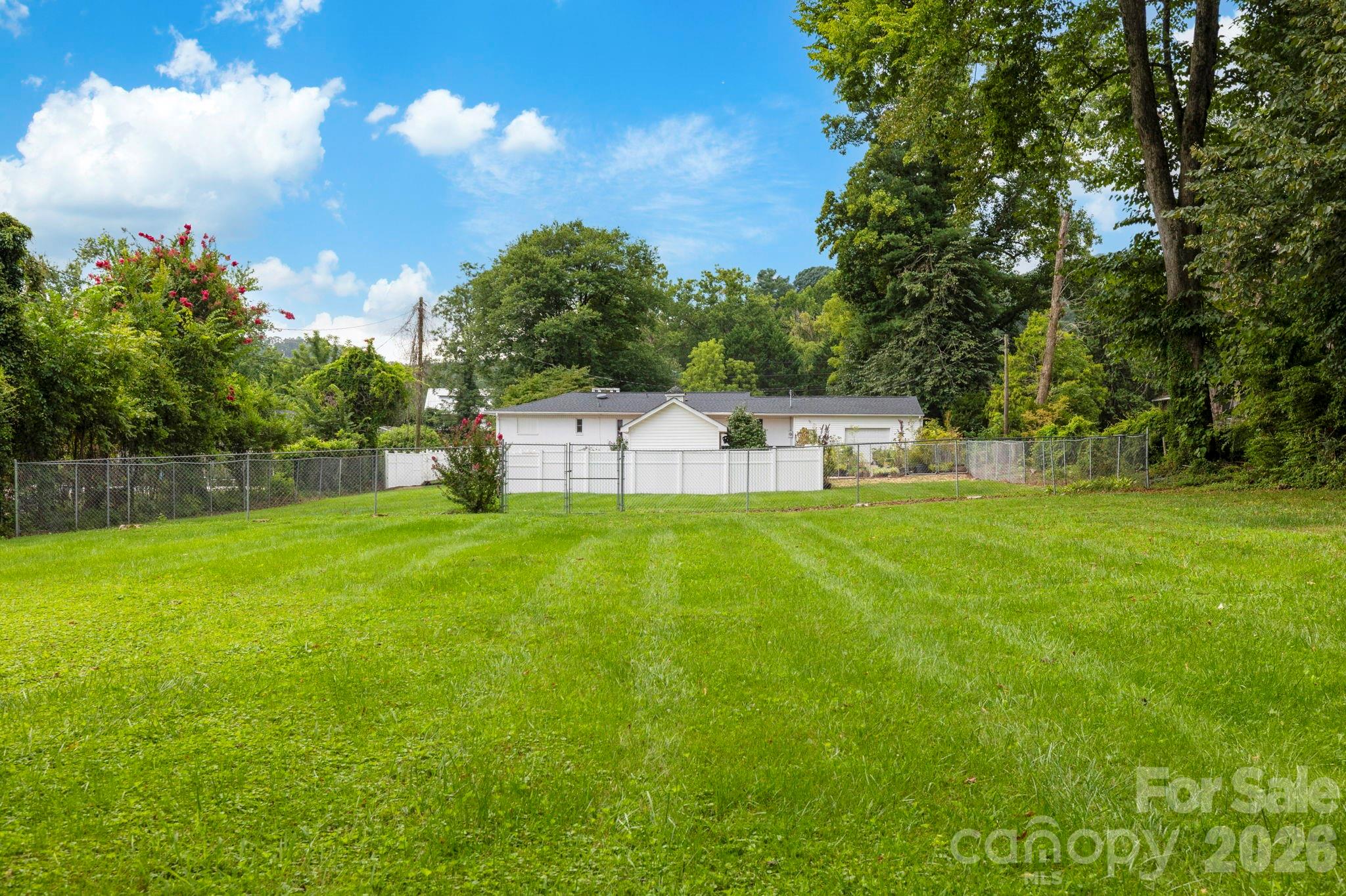 4295 Brevard Road Property Photo 6