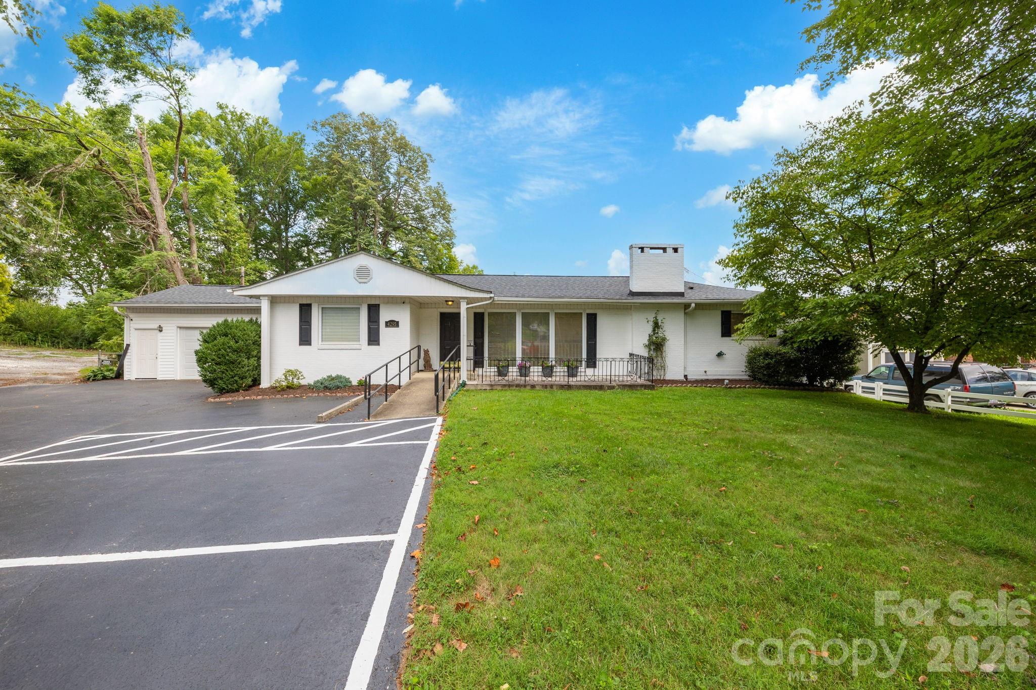 4295 Brevard Road Property Photo 17