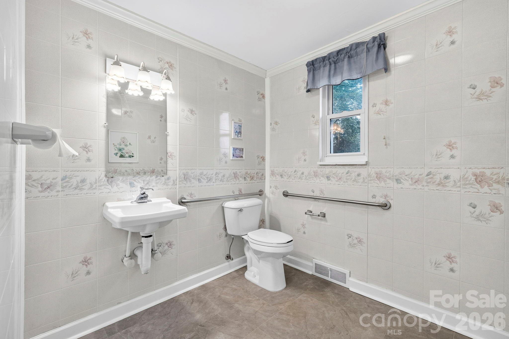 4295 Brevard Road Property Photo 31