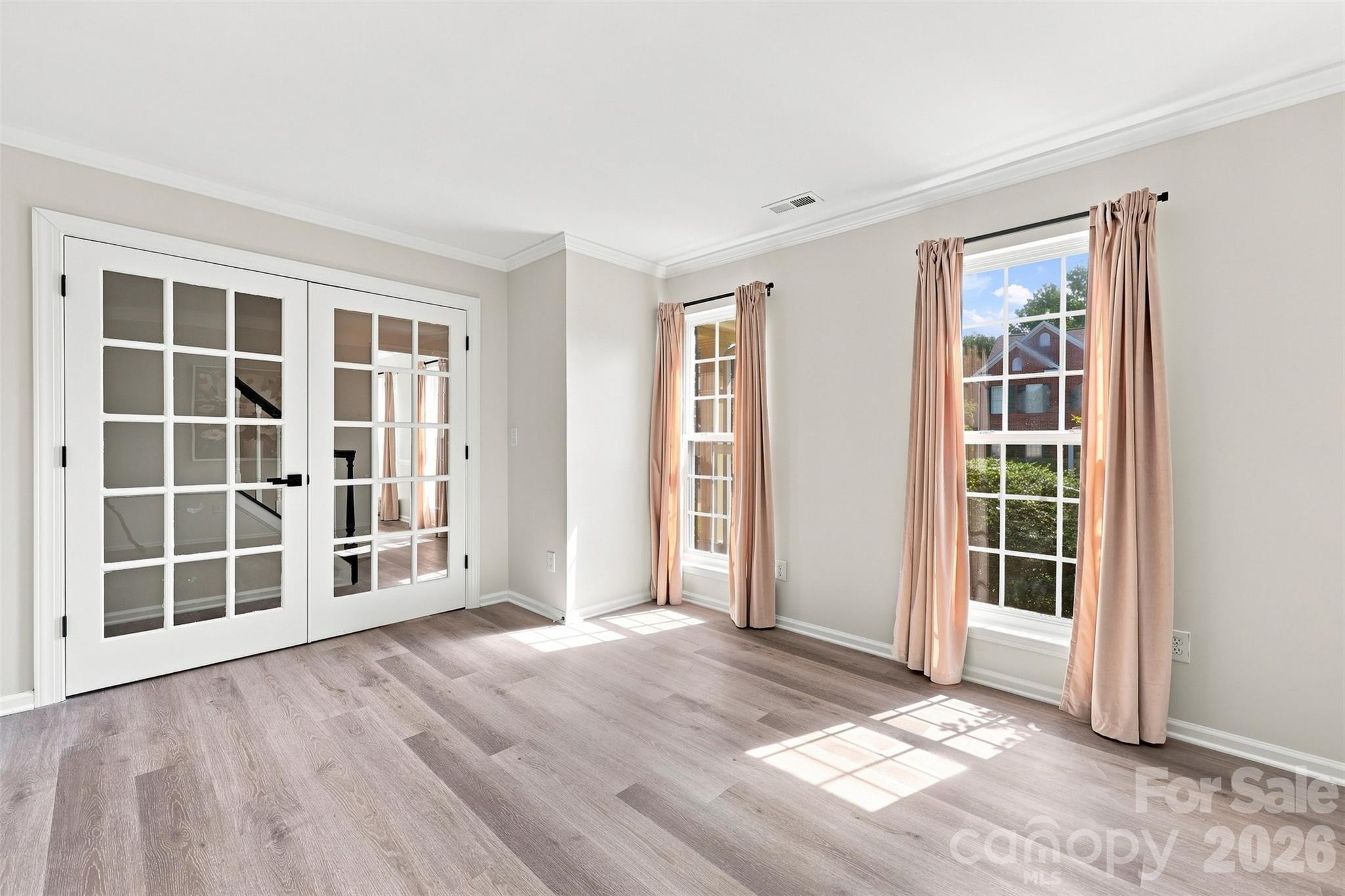 505 Whitehead Court Property Photo 7