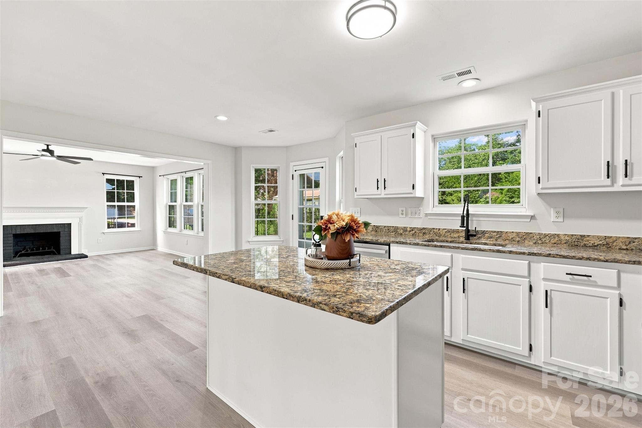 505 Whitehead Court Property Photo 17