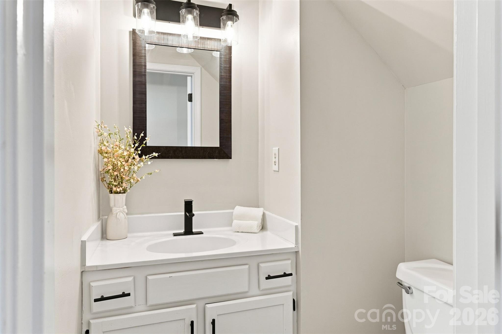 505 Whitehead Court Property Photo 19
