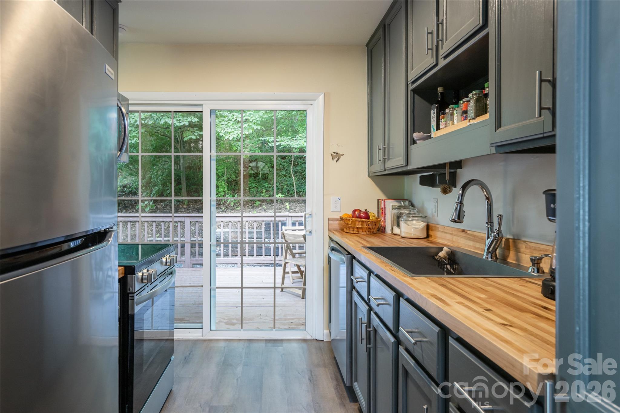 246 North Fork Road Property Photo 13
