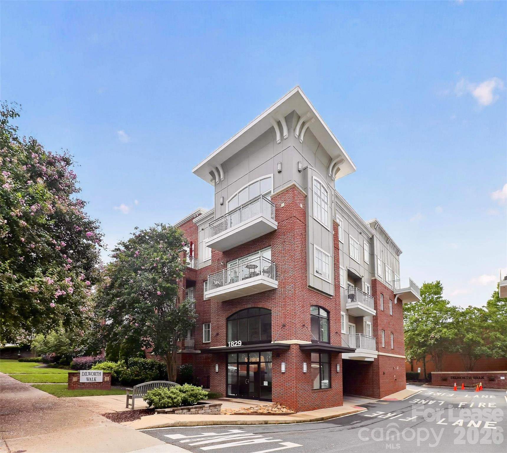 1829 Kenilworth Avenue Property Photo 1
