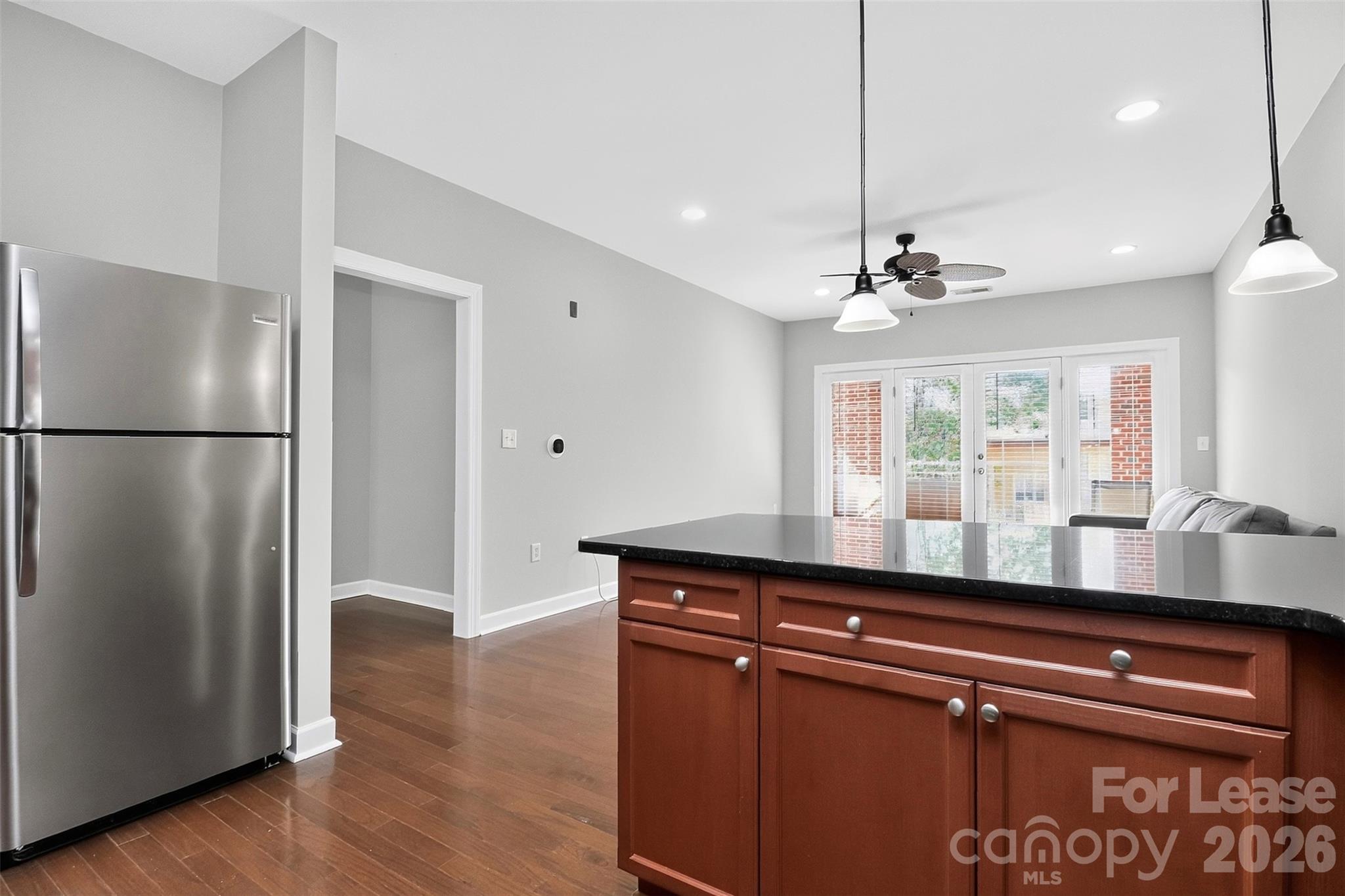 1829 Kenilworth Avenue Property Photo 10