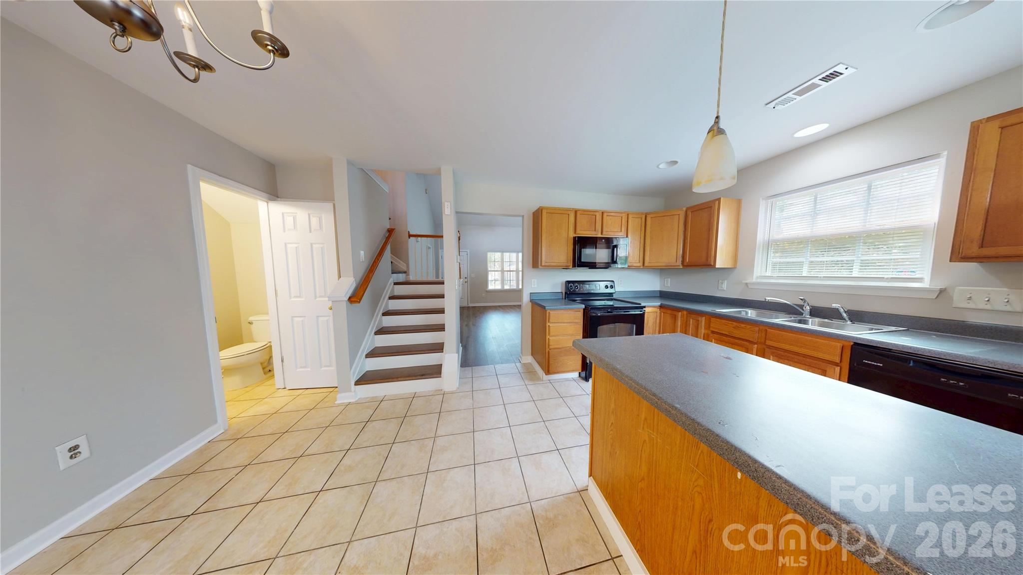 10131 Ballyclare Court Property Photo 8