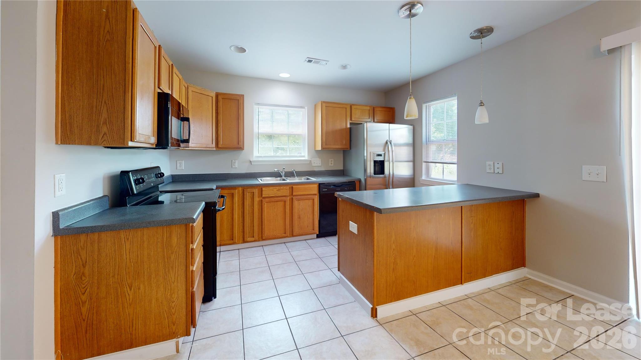 10131 Ballyclare Court Property Photo 9
