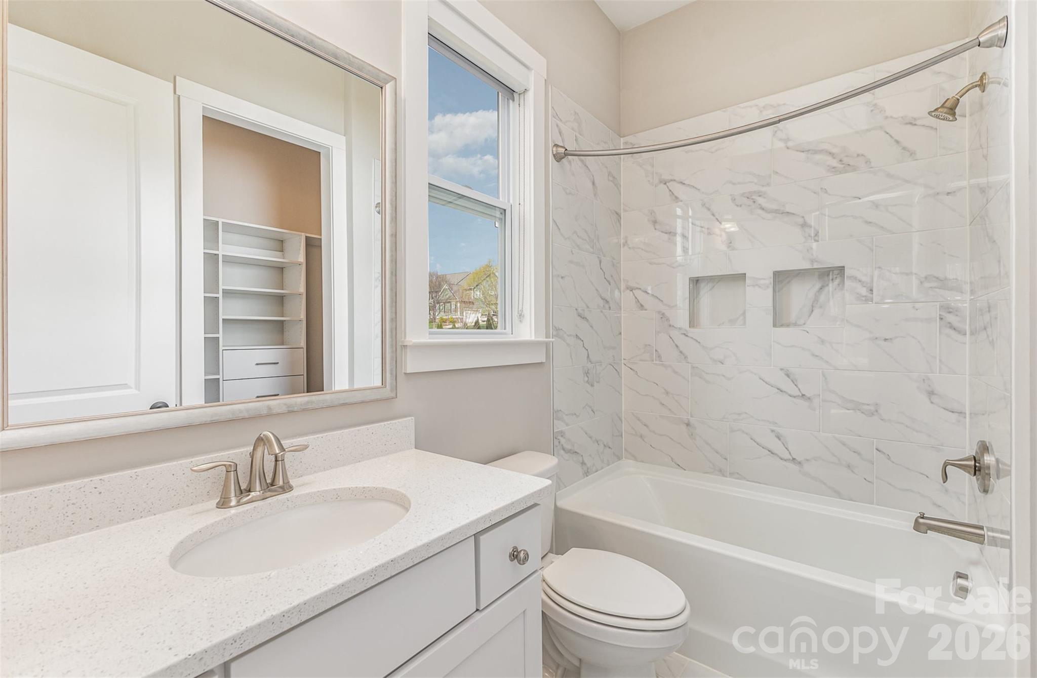 123 Farm Knoll Way Property Photo 17