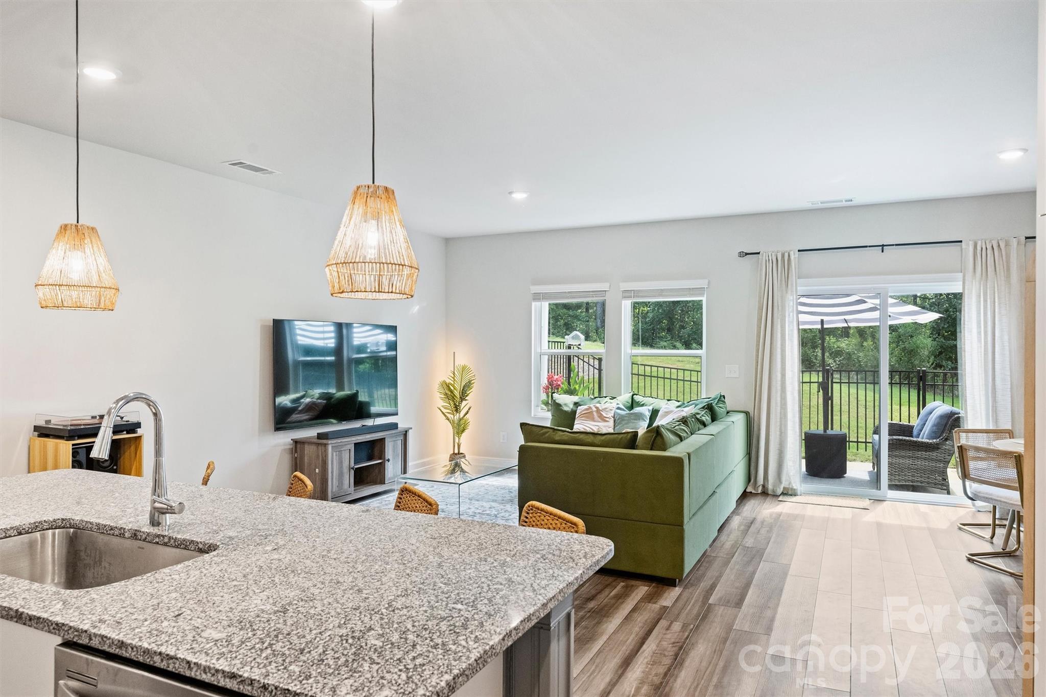 2513 Greenmarket Drive Property Photo 15
