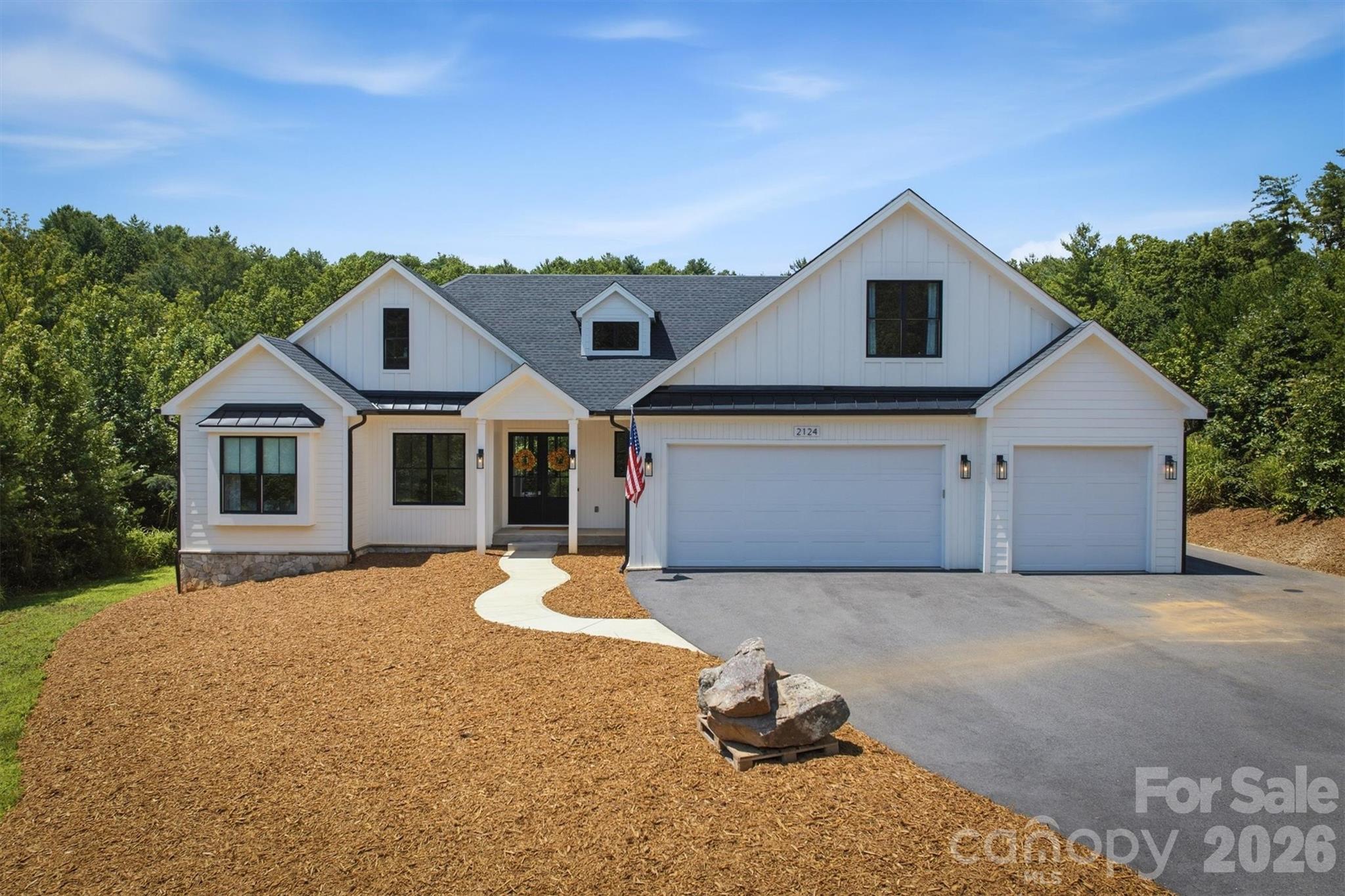 2124 Starlight Lane Property Photo 1