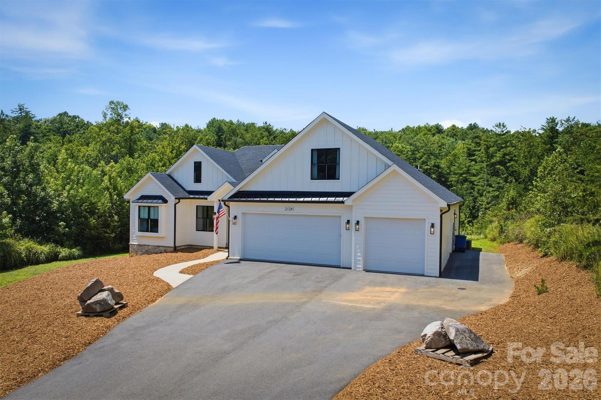 2124 Starlight Lane Property Photo 3
