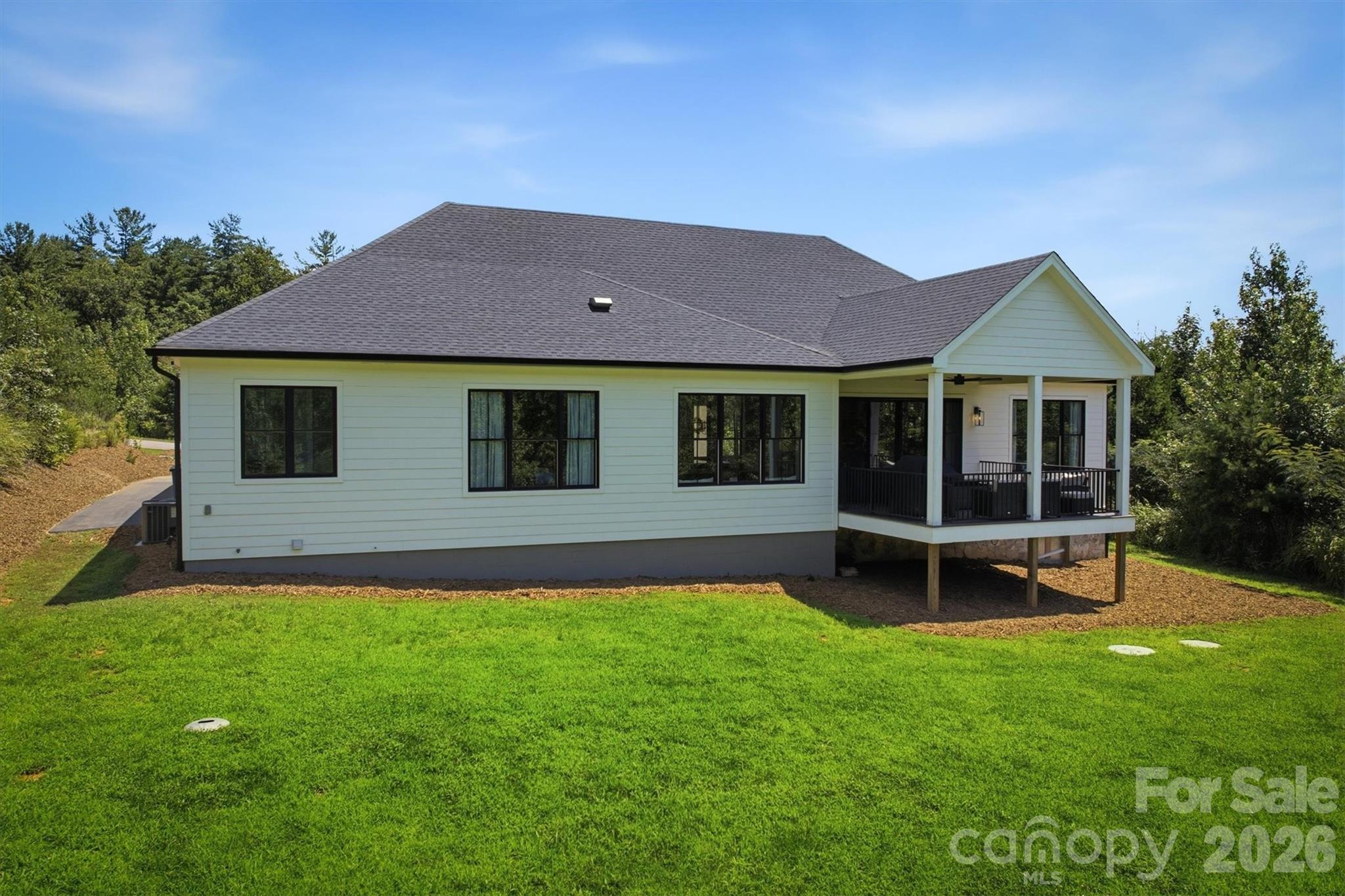 2124 Starlight Lane Property Photo 6