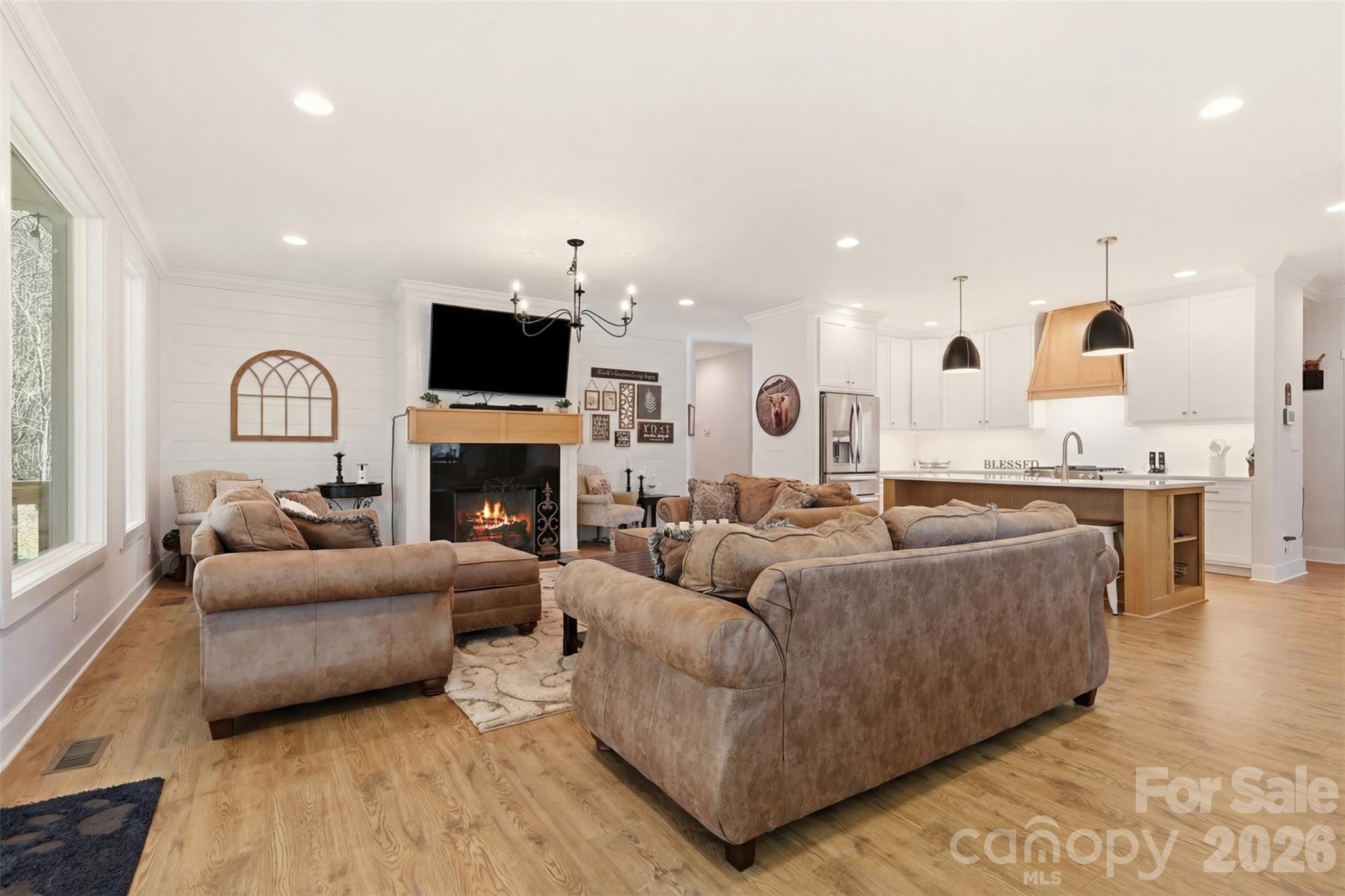 4980 Foster Road Property Photo 10