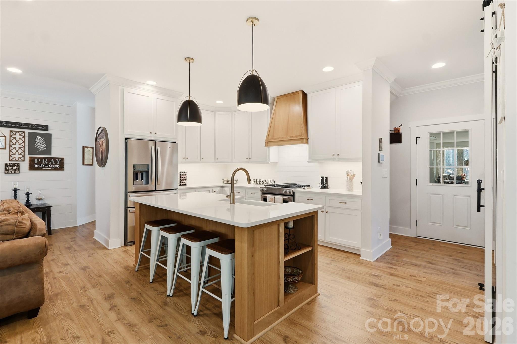 4980 Foster Road Property Photo 14