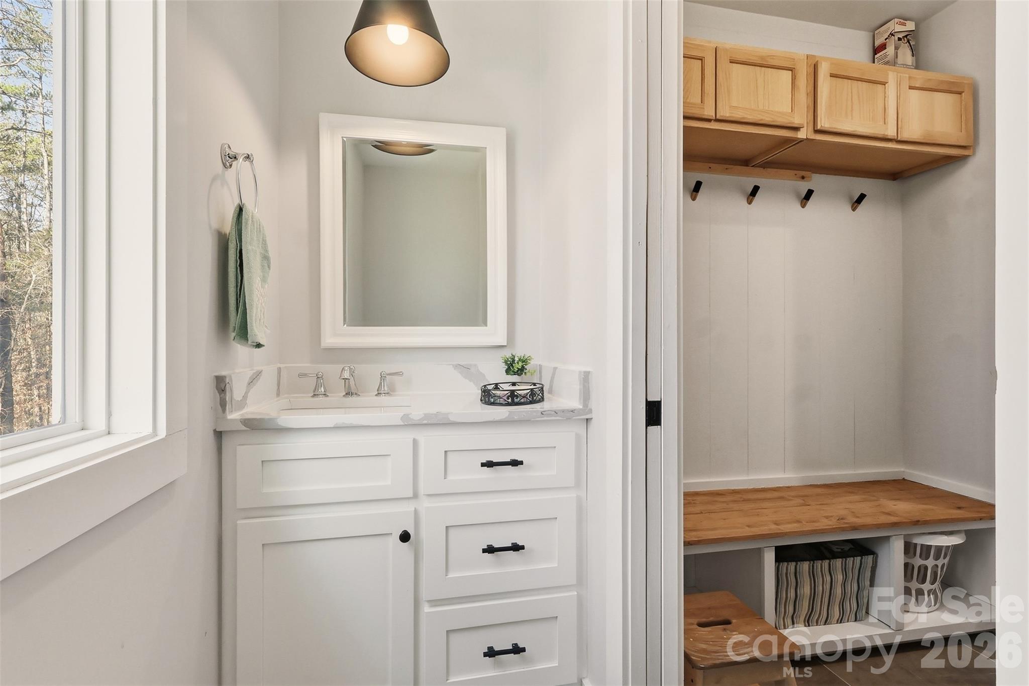 4980 Foster Road Property Photo 16