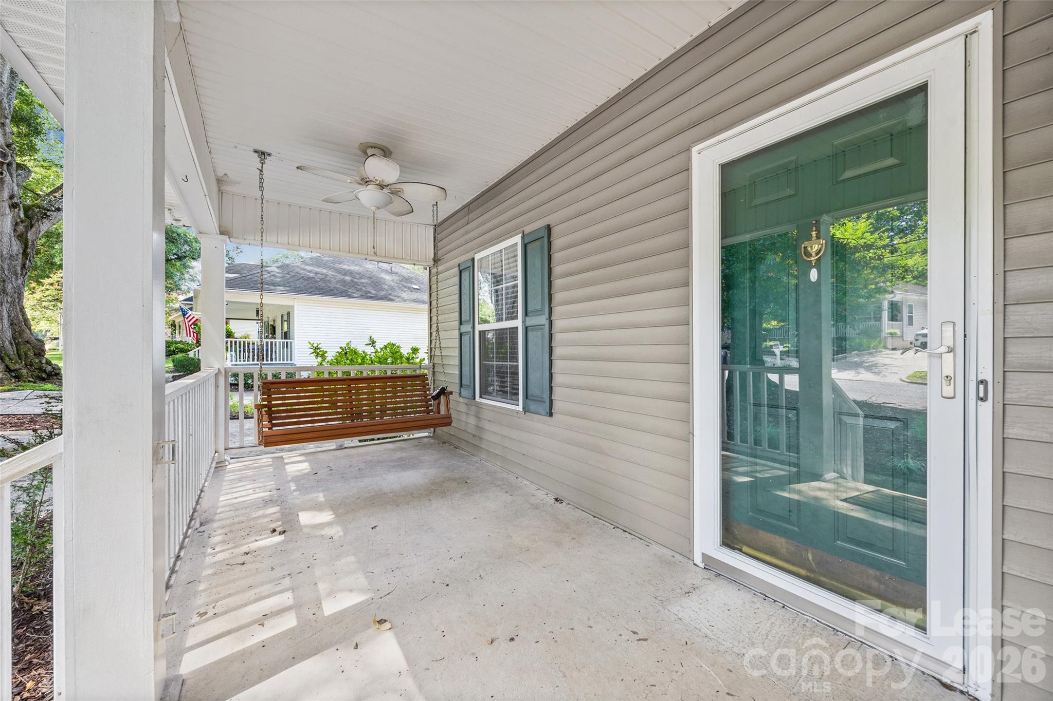 215 6th Street Property Photo 4