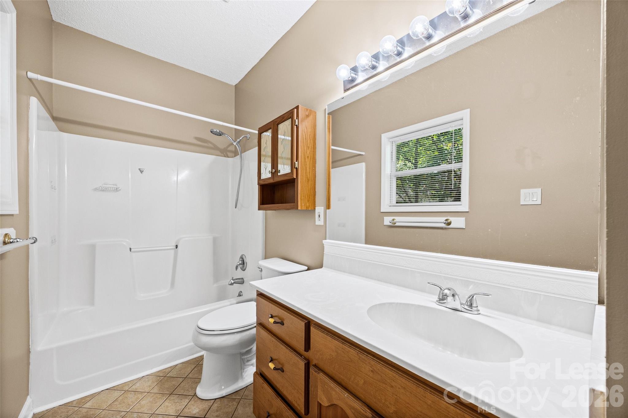 215 6th Street Property Photo 16