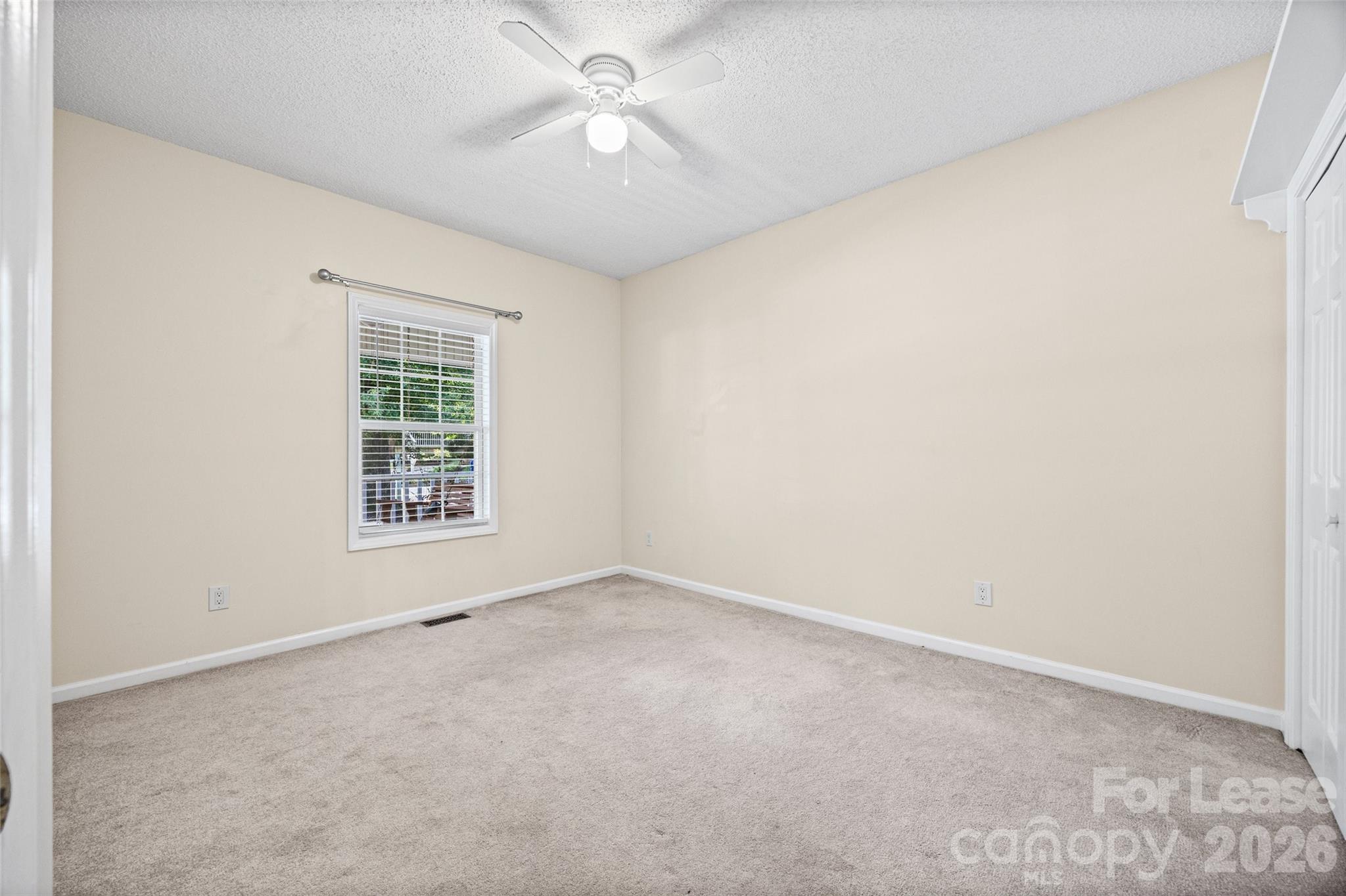 215 6th Street Property Photo 21