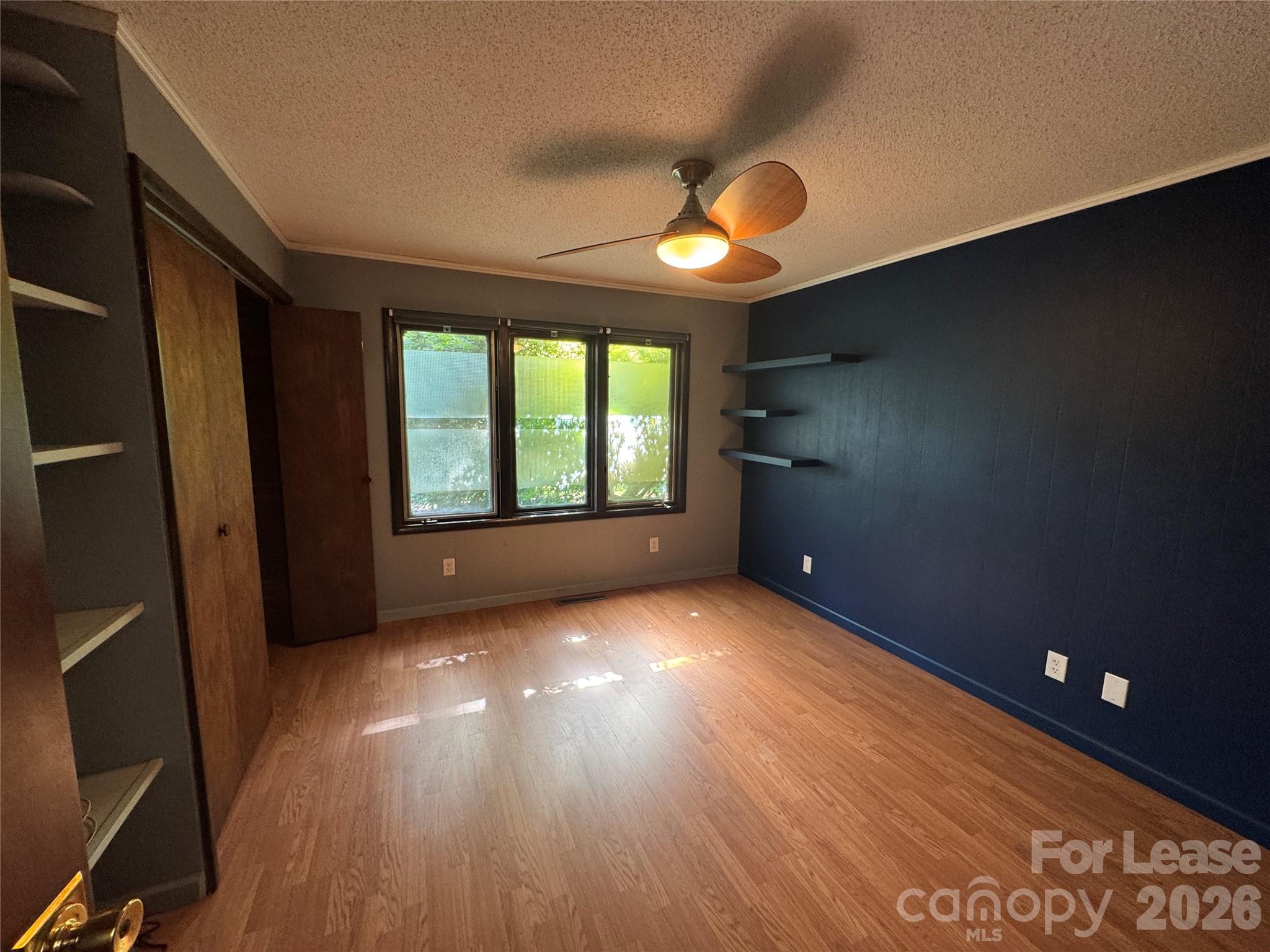 2015 S Point Road Property Photo 14